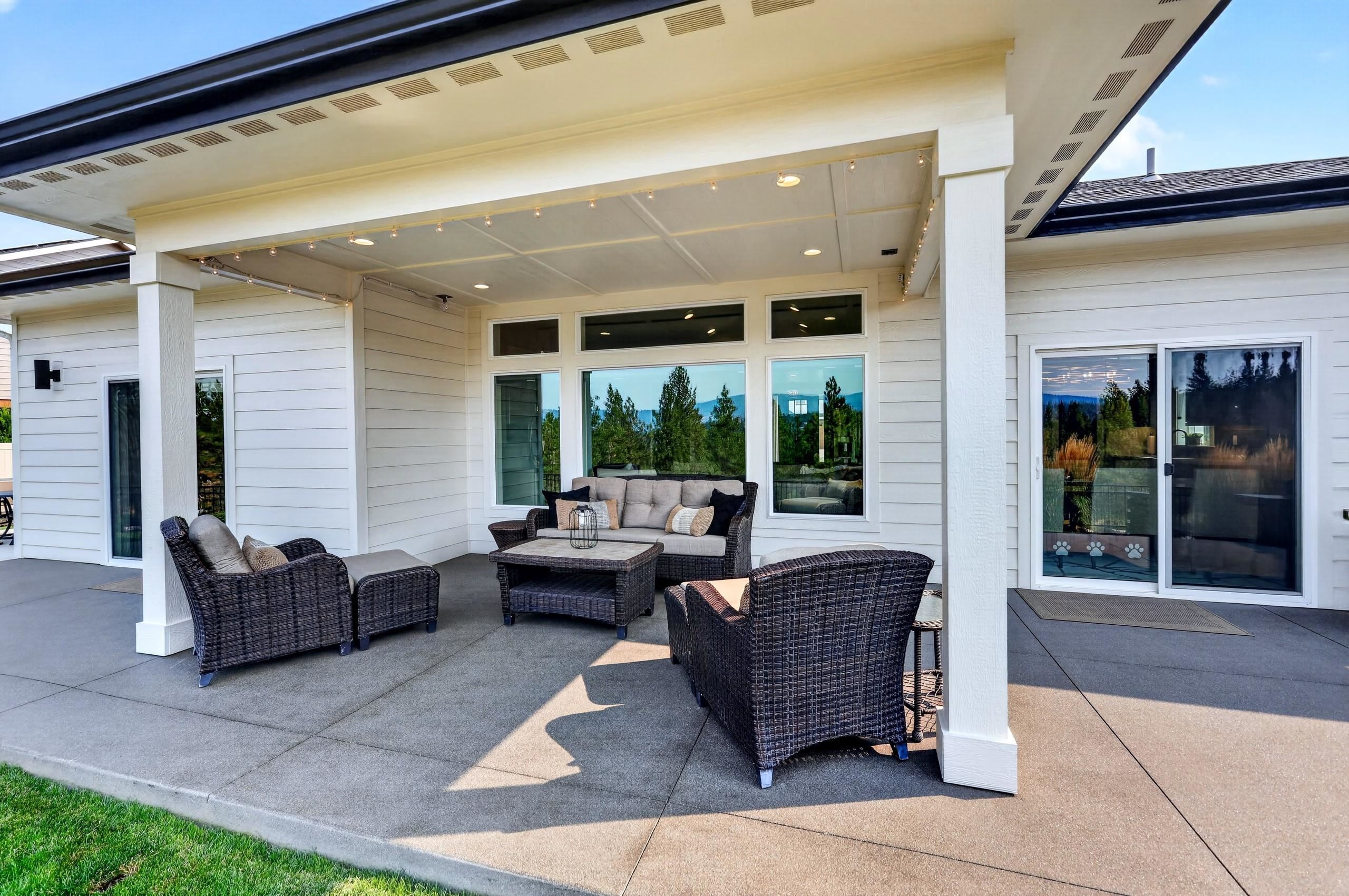 14210 E 39th Ln - Photo 34