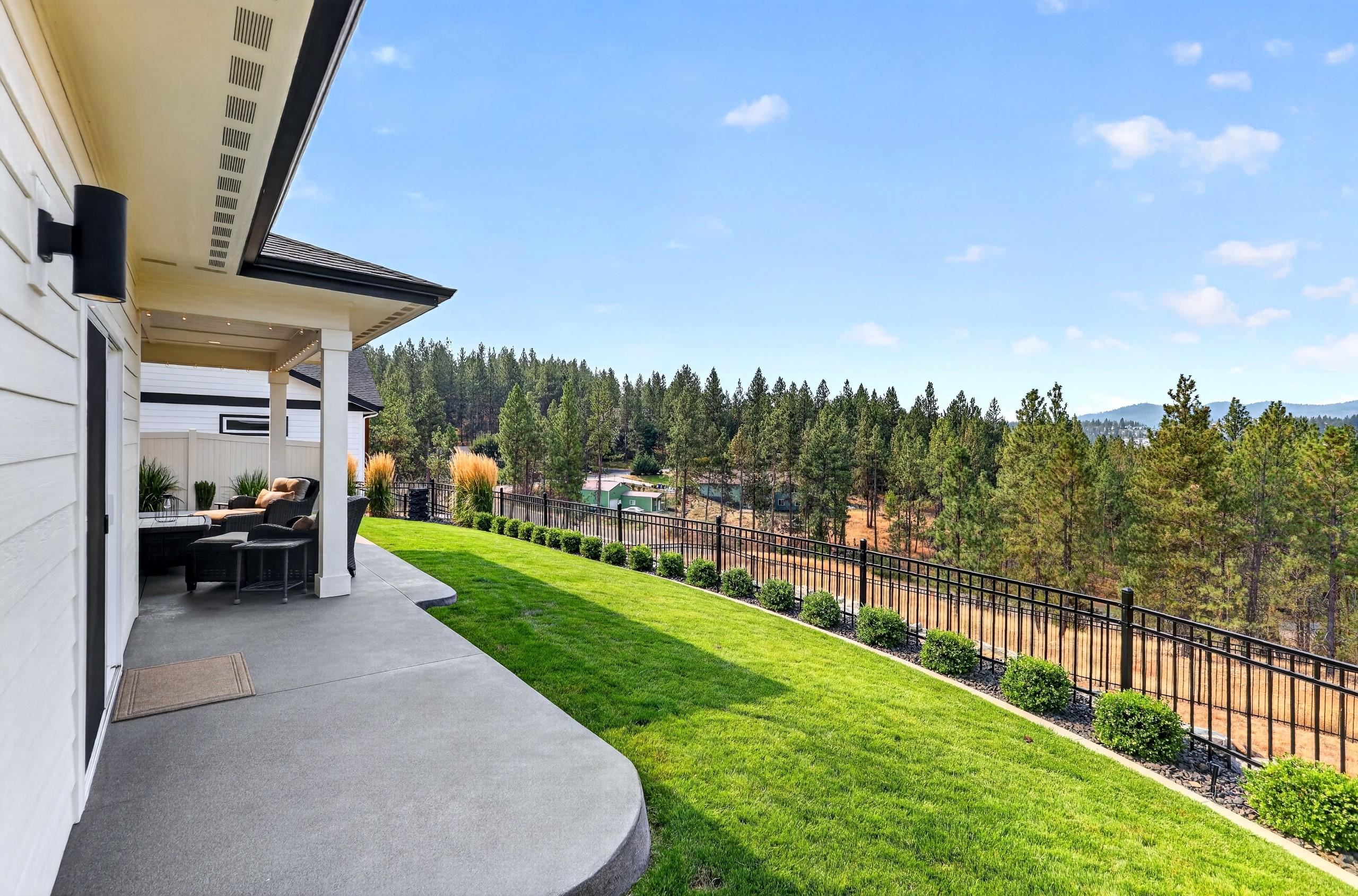 14210 E 39th Ln - Photo 35