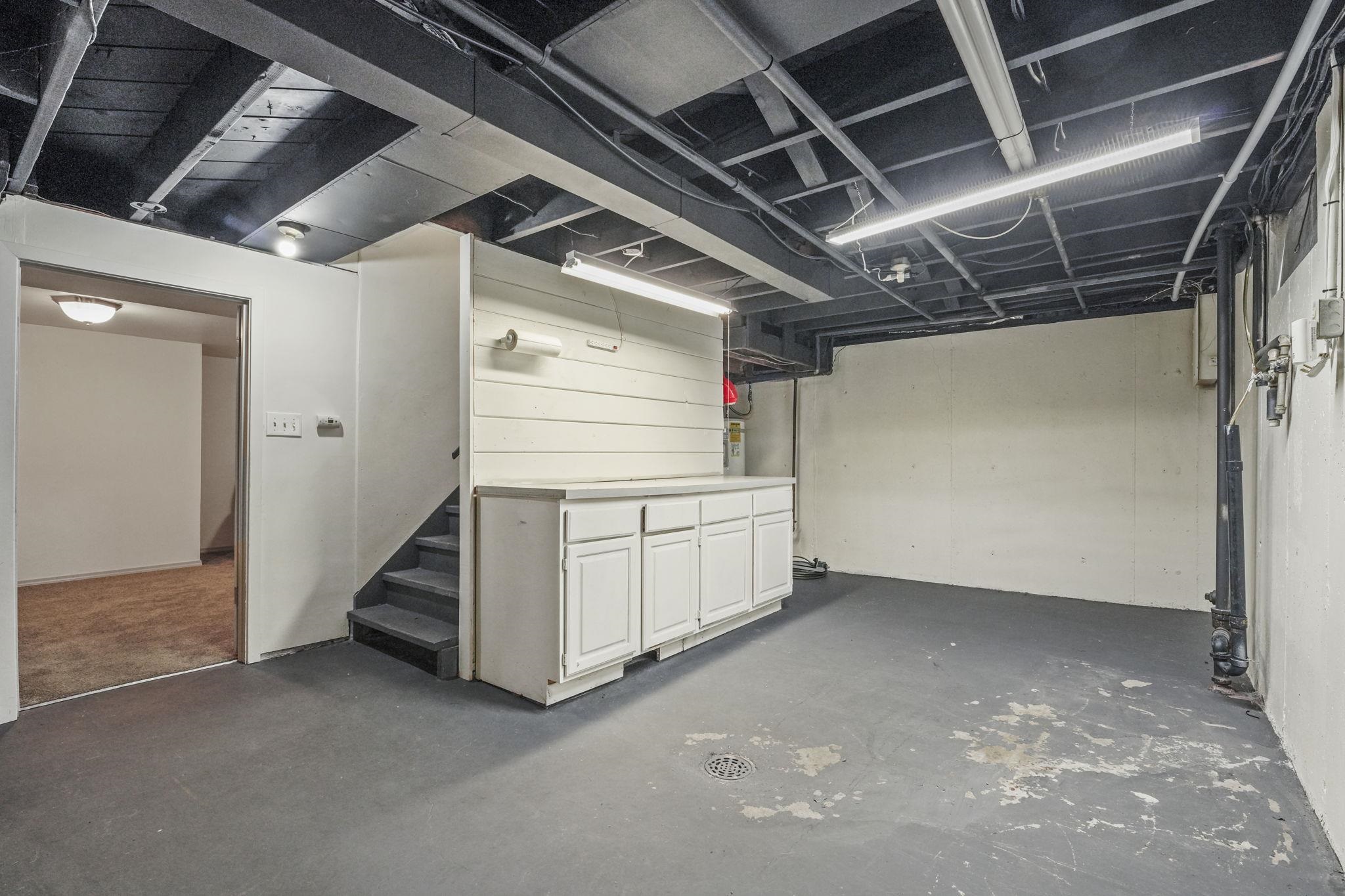 1007 E Walton St - Photo 26