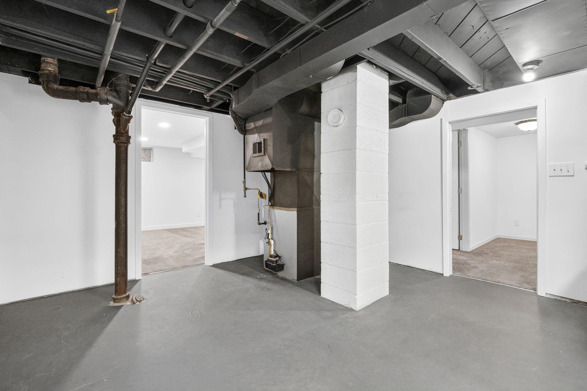 1007 E Walton St - Photo 27