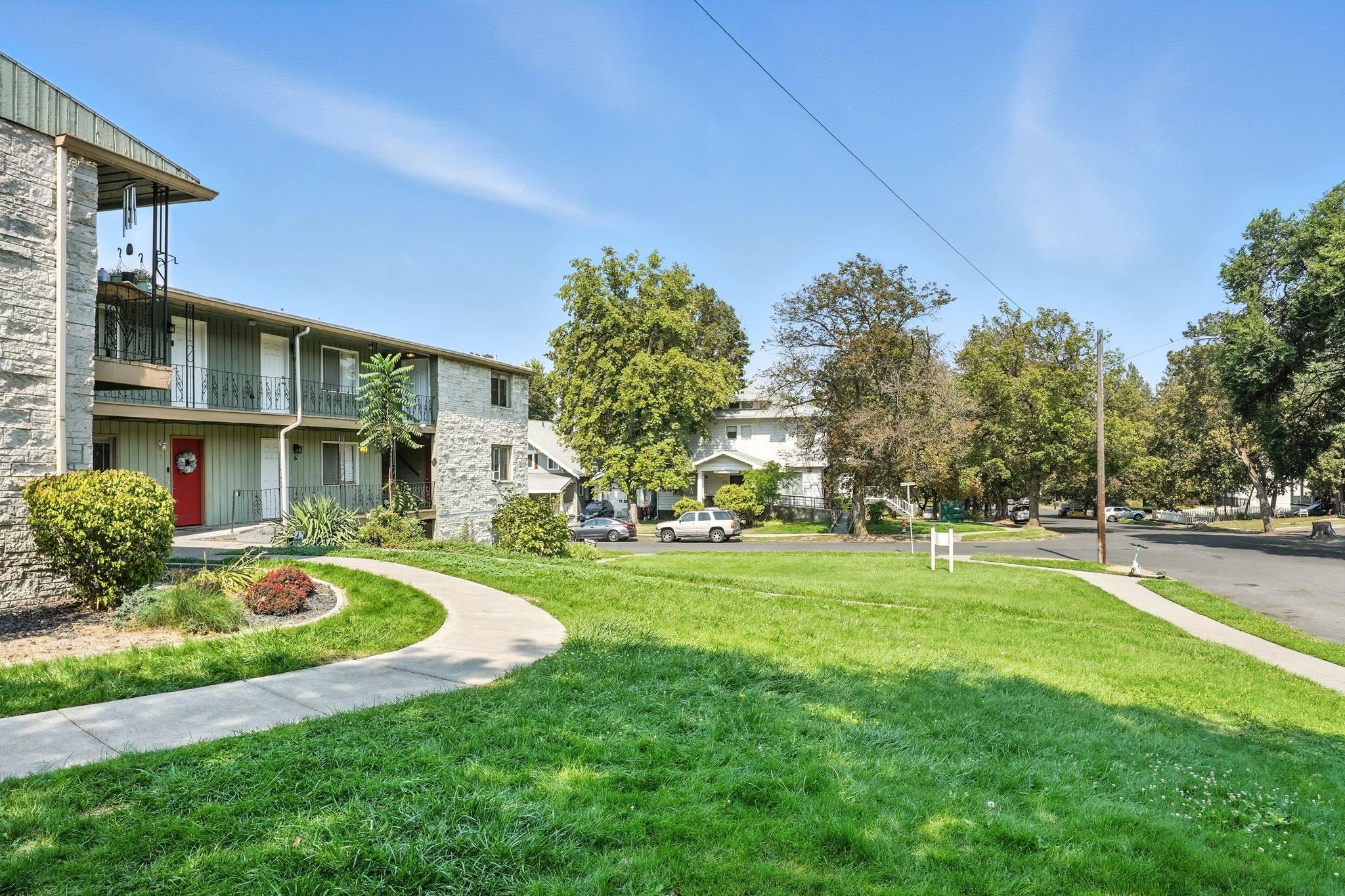 1405 W 8th Ave - Photo 6