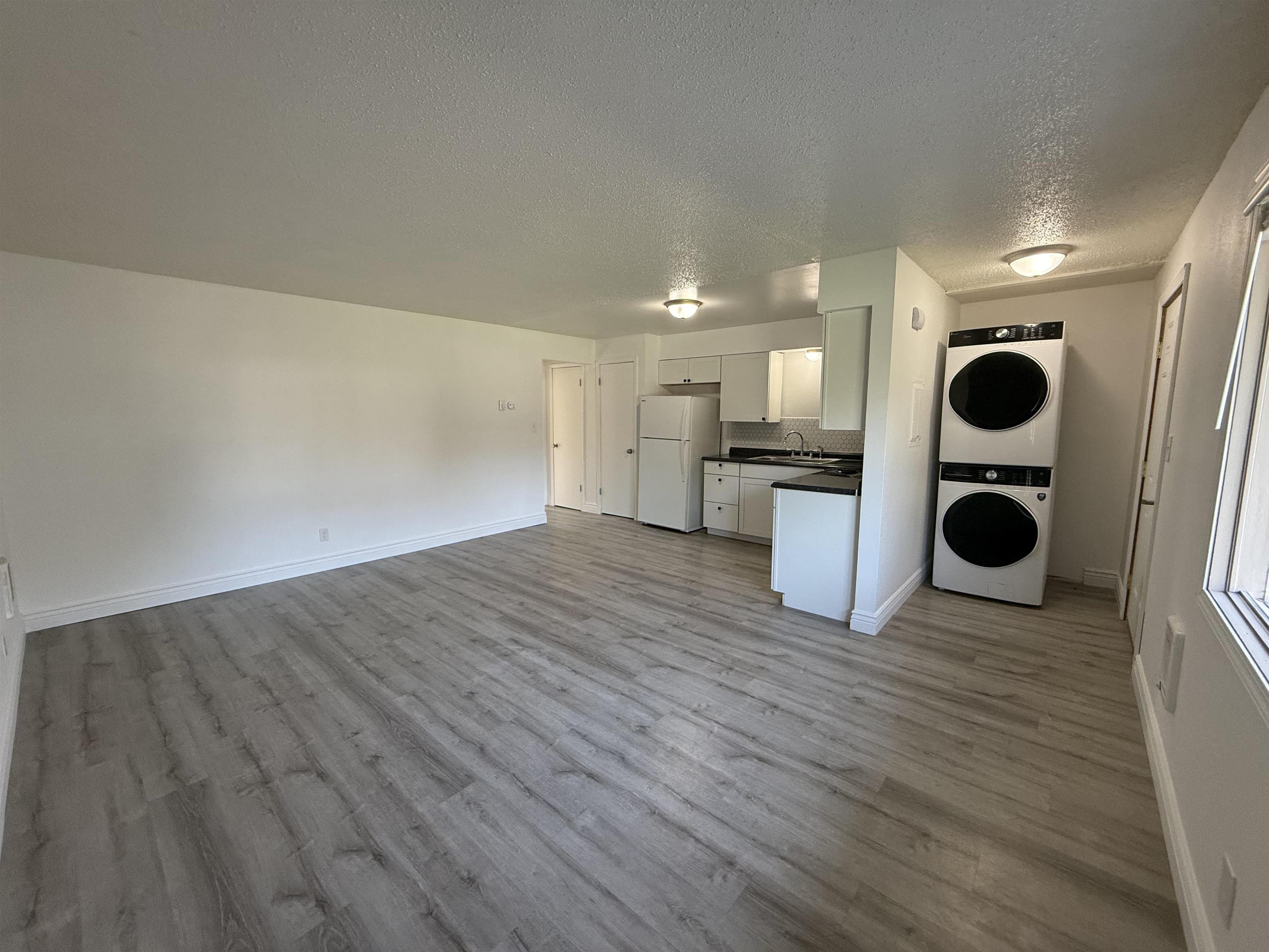 1405 W 8th Ave - Photo 9