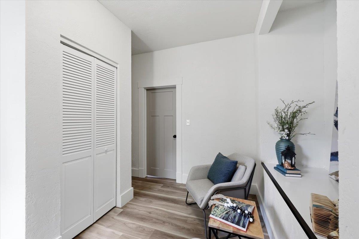 953 E 9th Ave - Photo 27