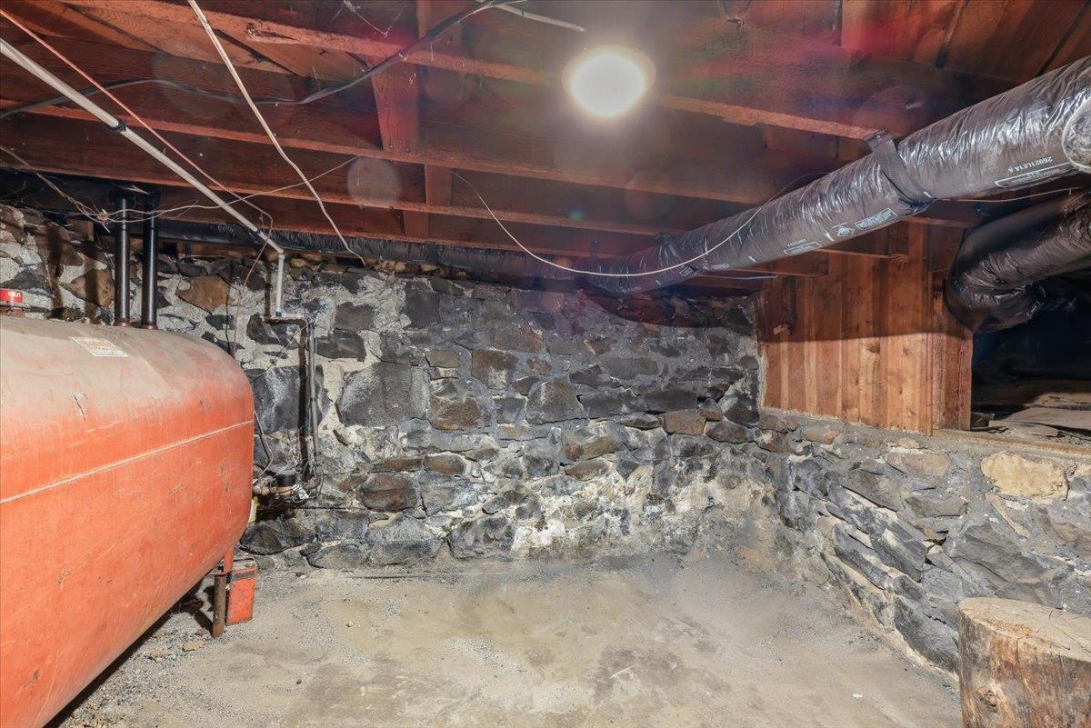 953 E 9th Ave - Photo 37