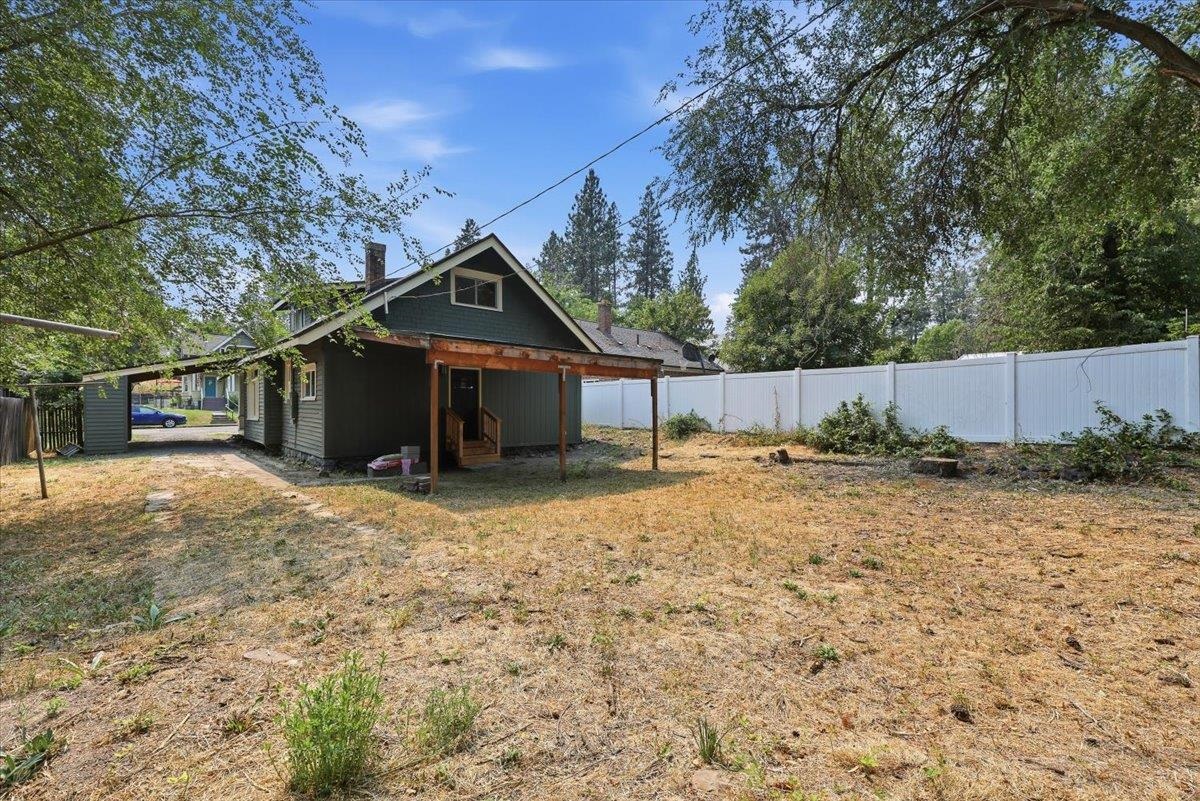 953 E 9th Ave - Photo 39