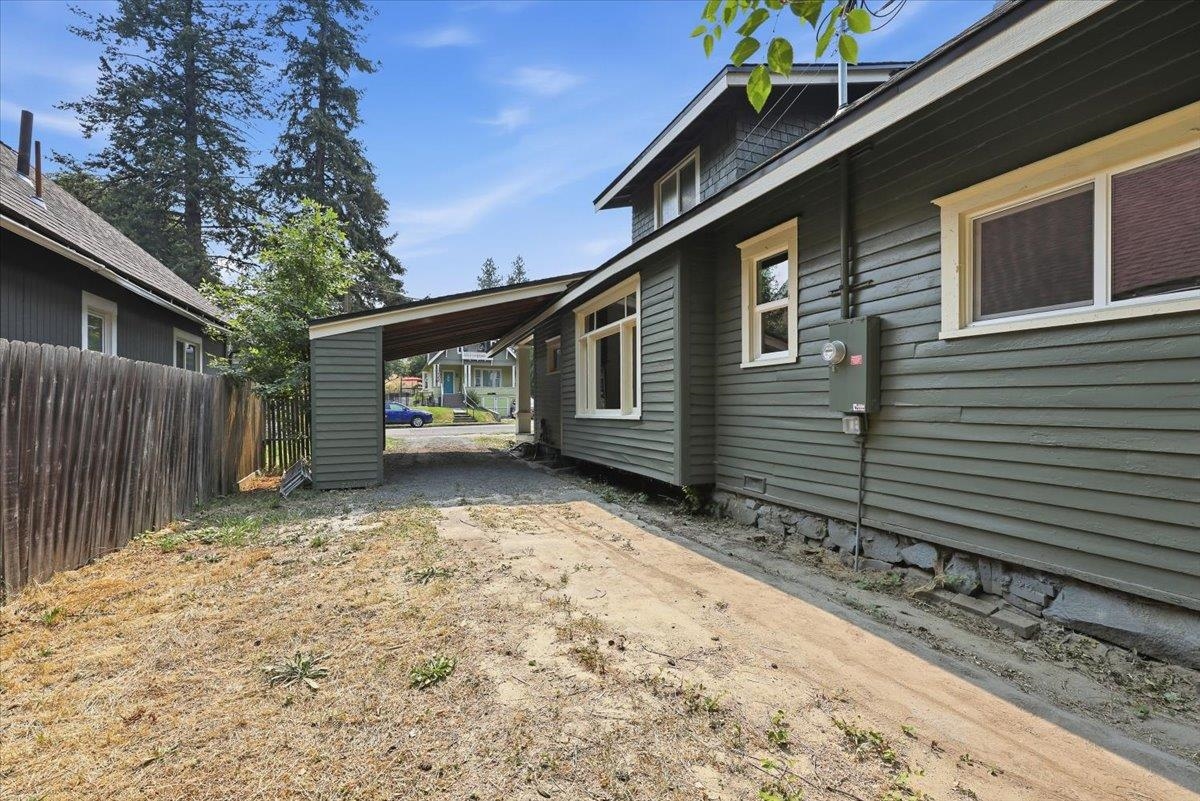 953 E 9th Ave - Photo 42