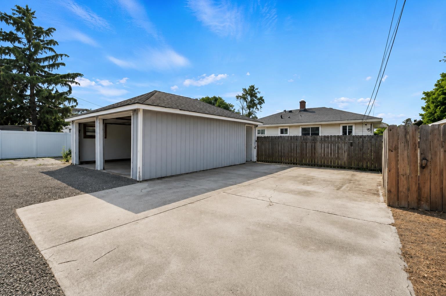 1007 E Walton St - Photo 36