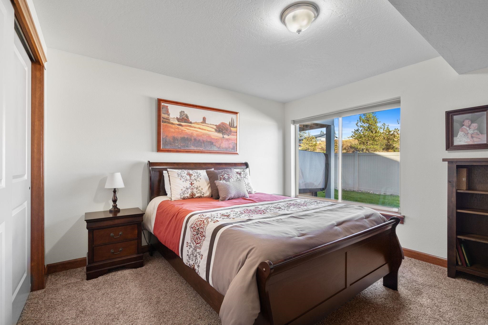 1520 N McKenzie River St - Photo 22