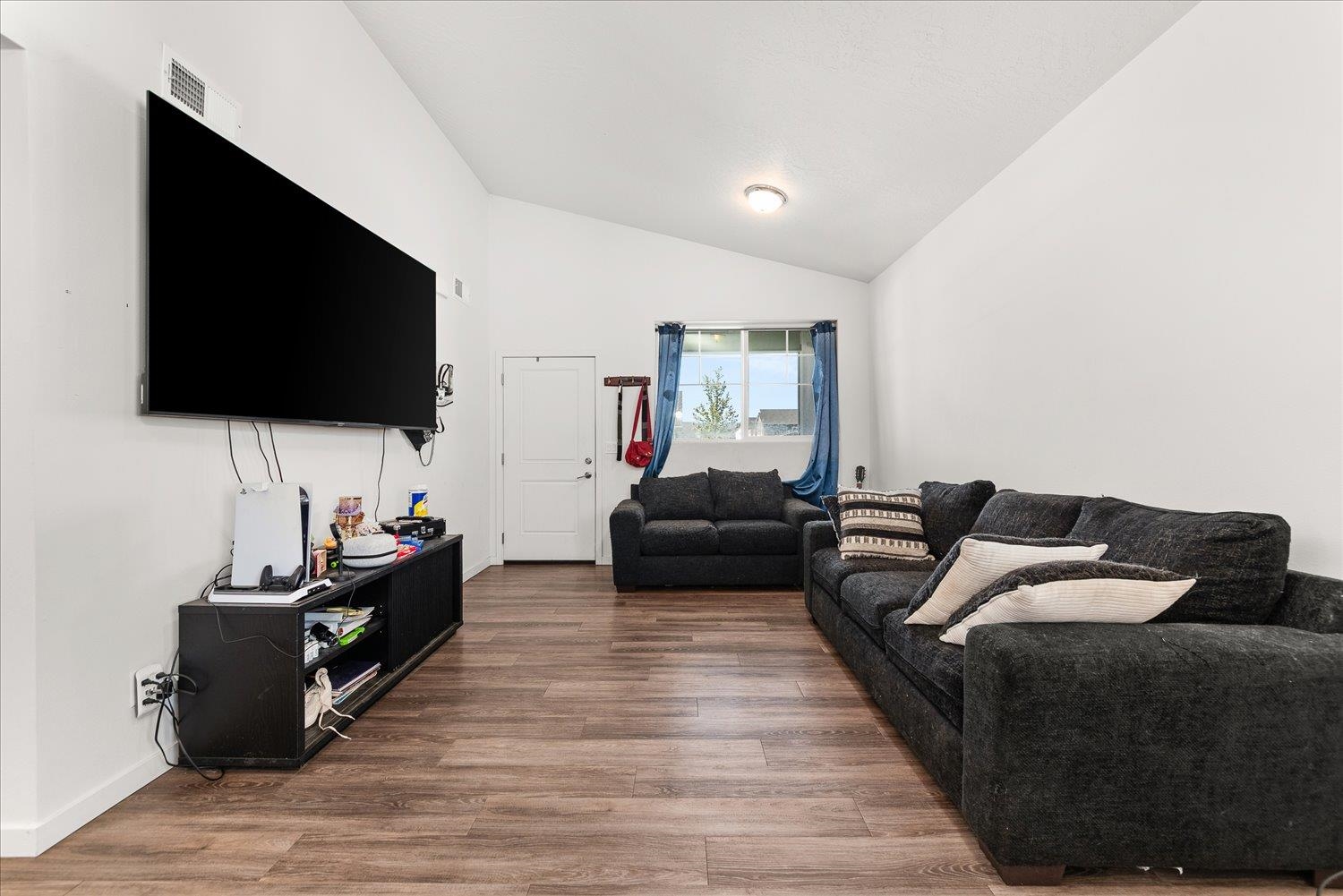 123 S TREELINE St - Photo 15