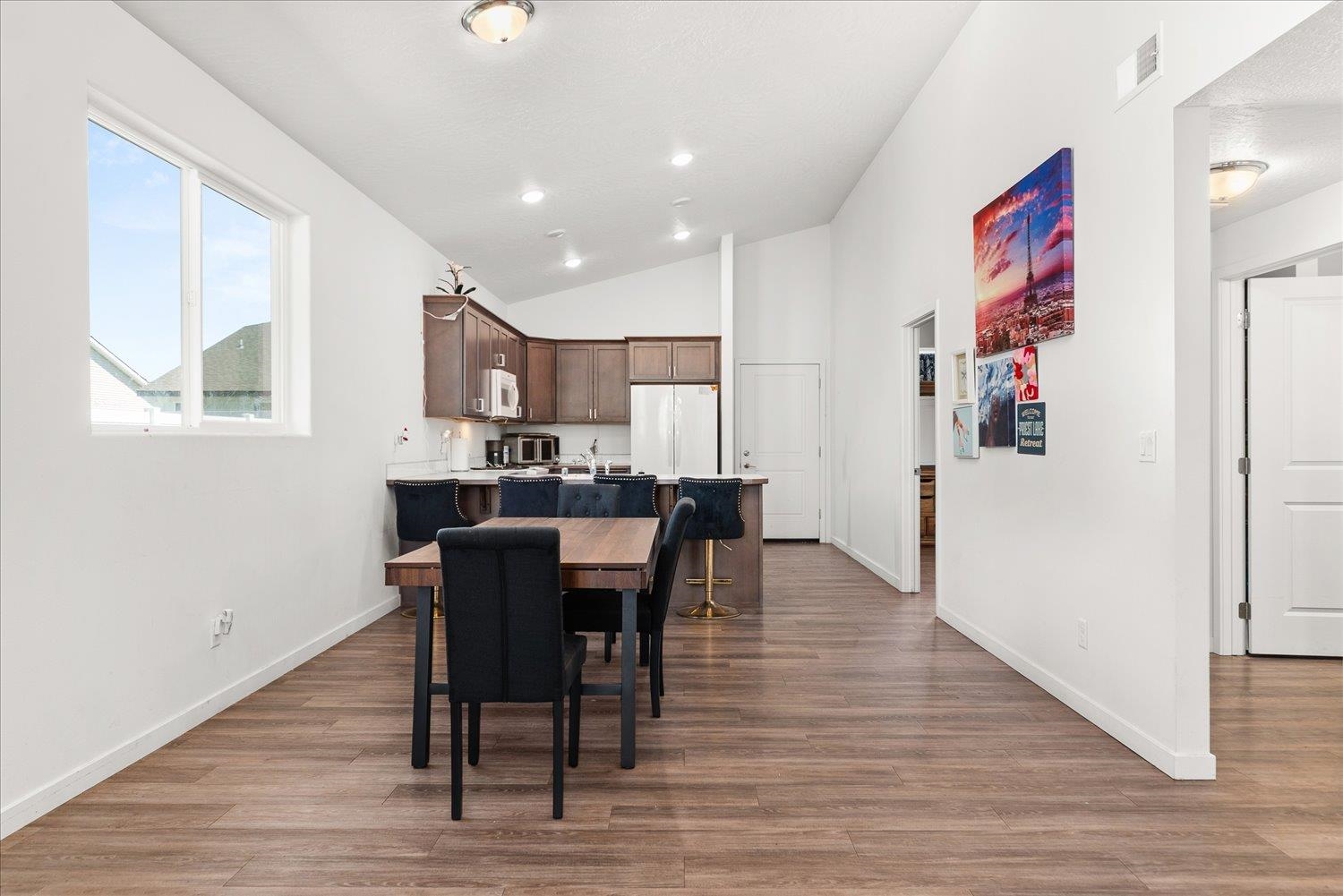 123 S TREELINE St - Photo 18