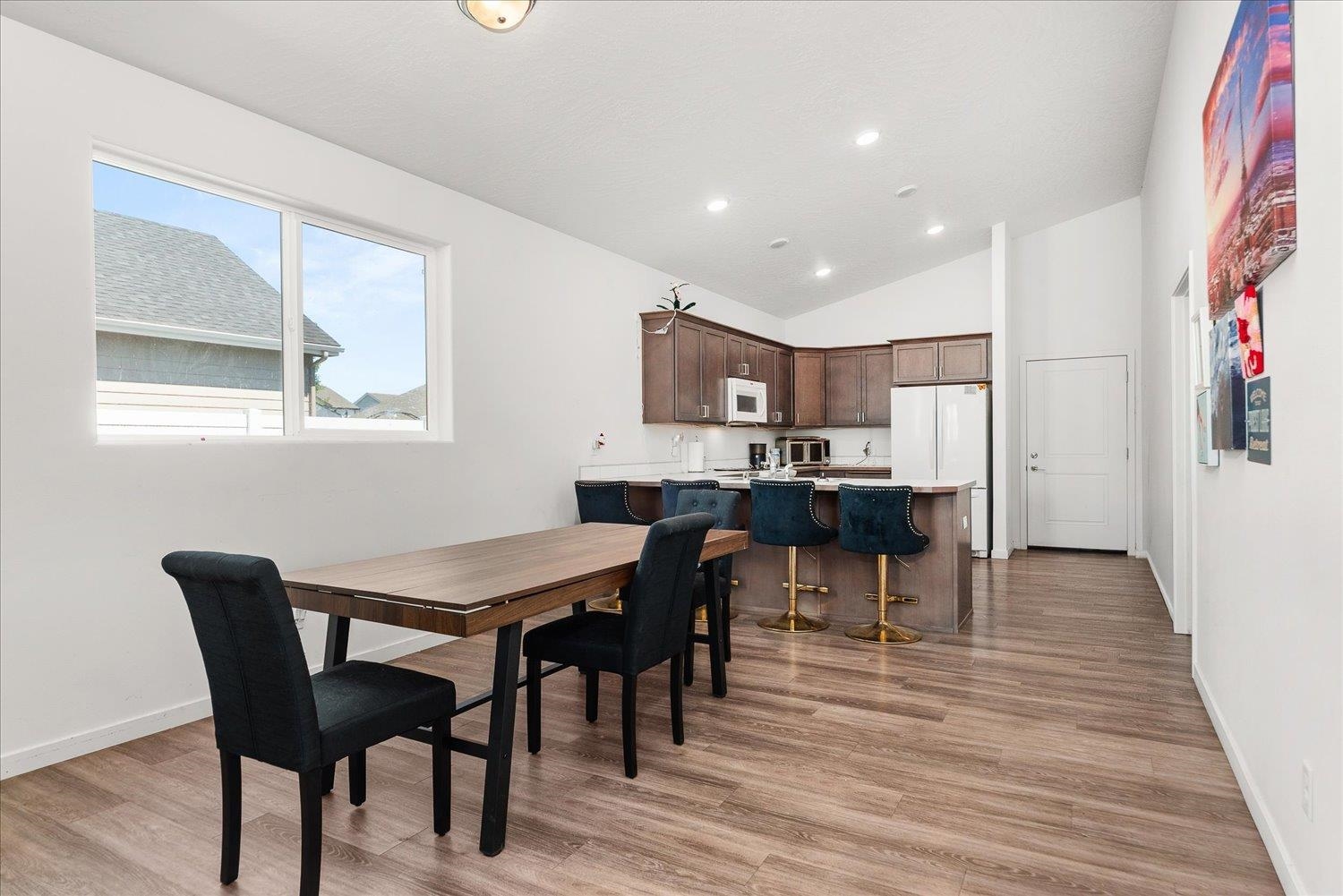 123 S TREELINE St - Photo 19