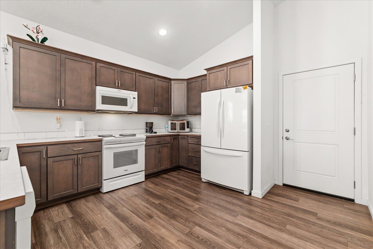 123 S TREELINE St - Photo 21