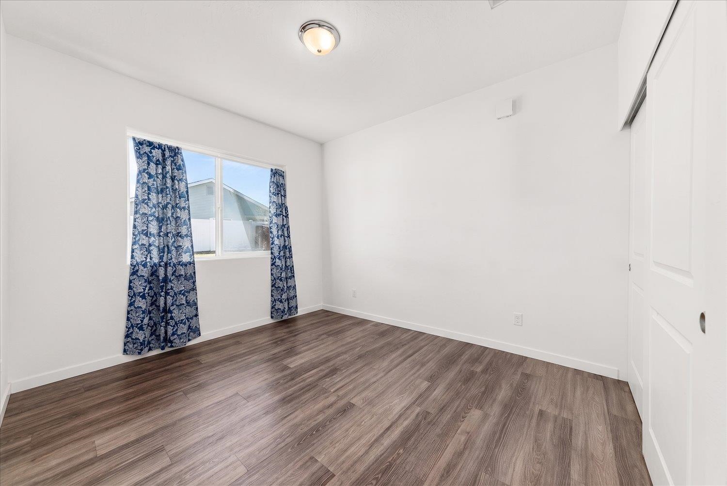 123 S TREELINE St - Photo 31