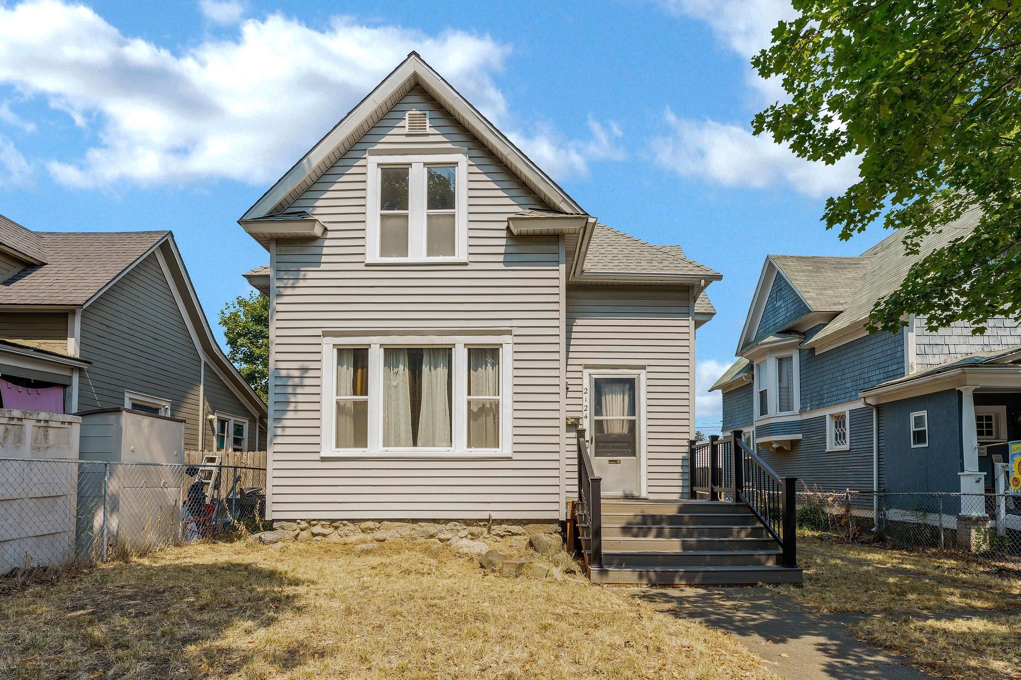 2124 W Boone Ave - Photo 1