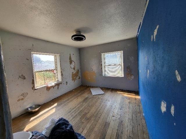 2414 E Longfellow Ave - Photo 18