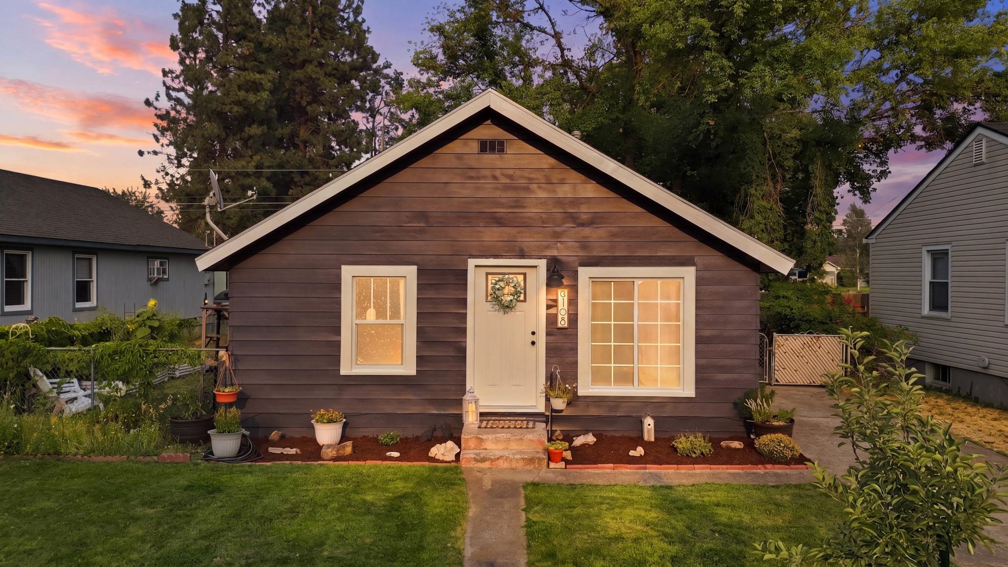 5108 N Maple St - Photo 32