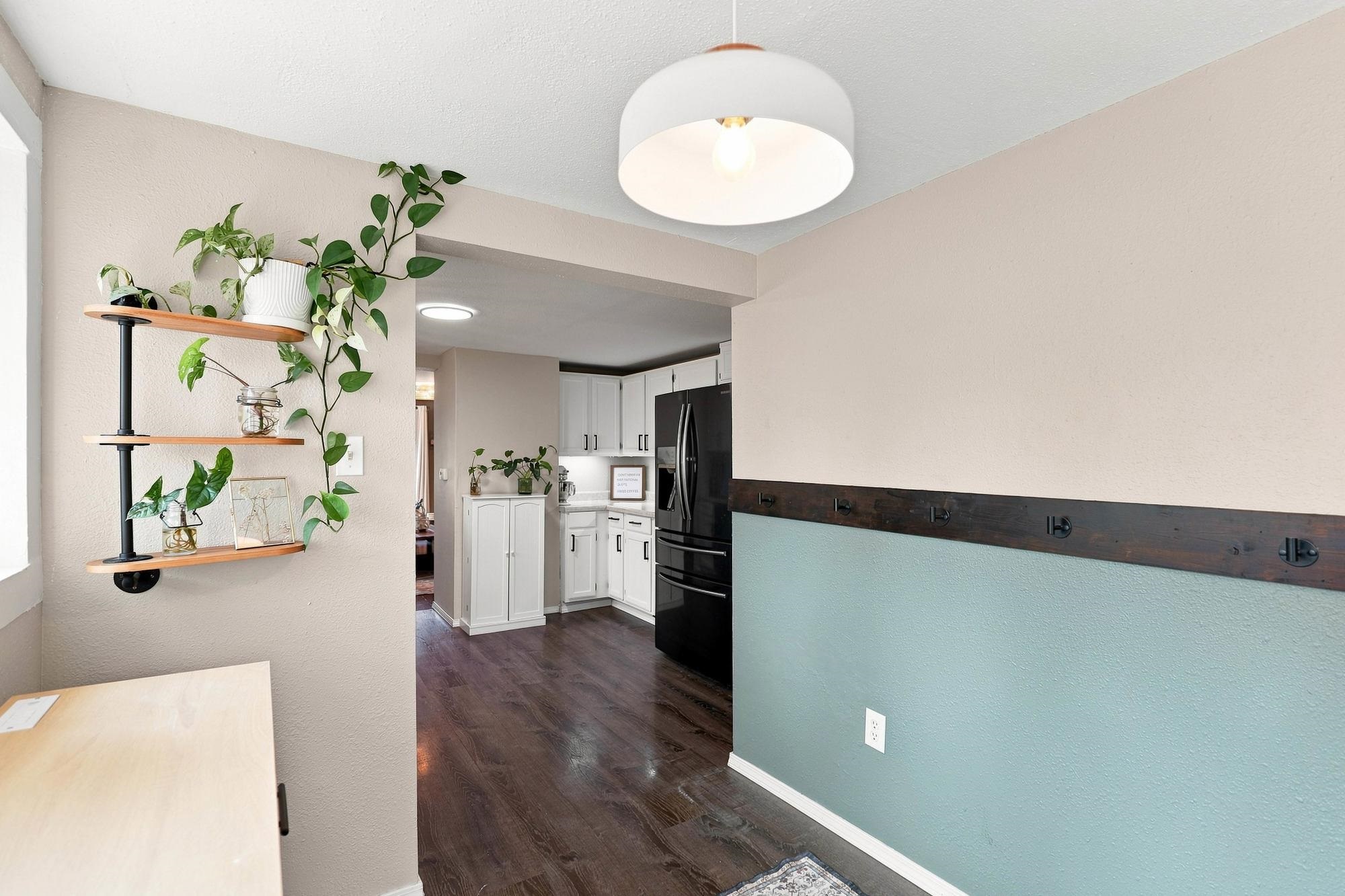5108 N Maple St - Photo 11