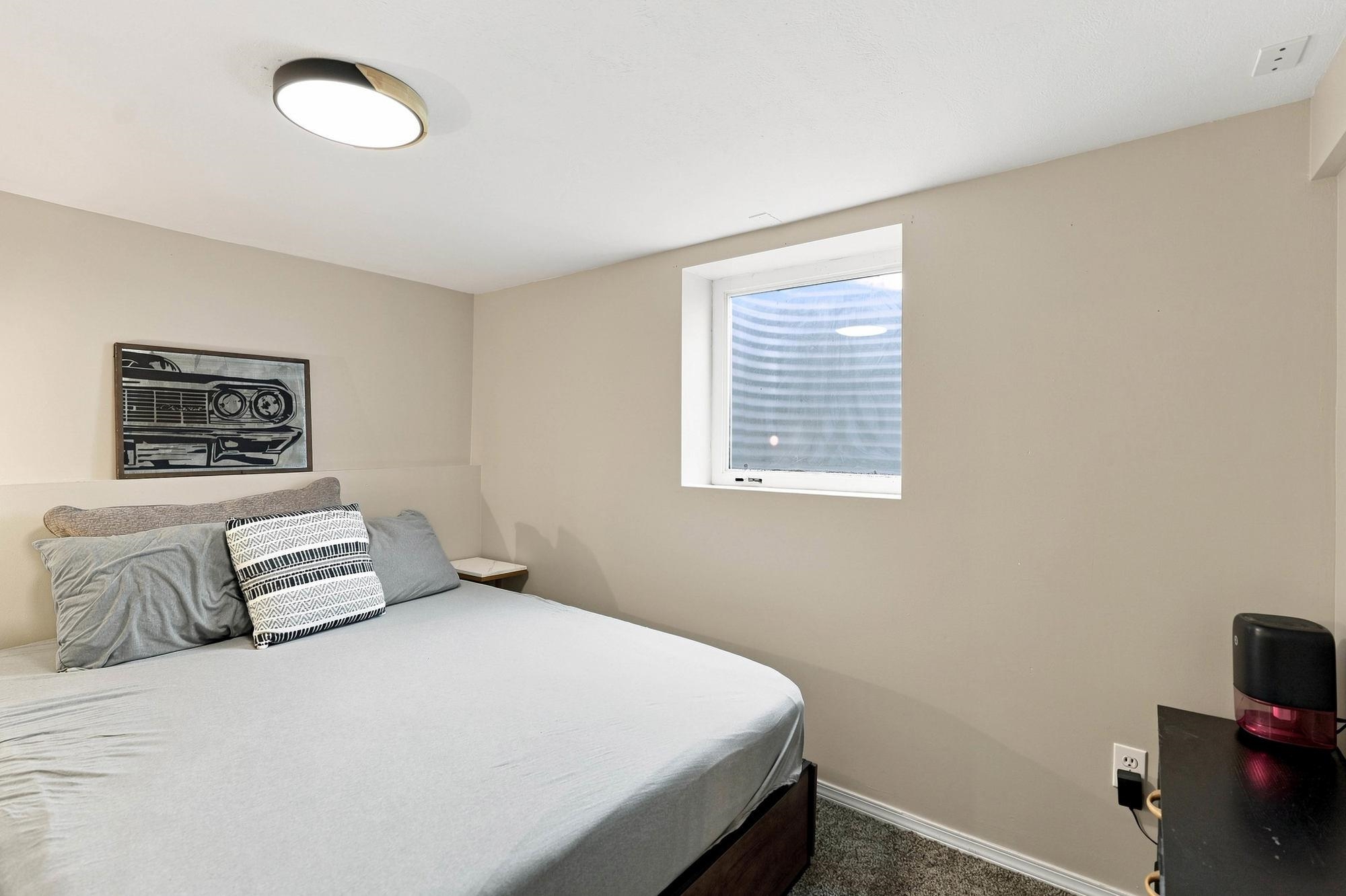 5108 N Maple St - Photo 14