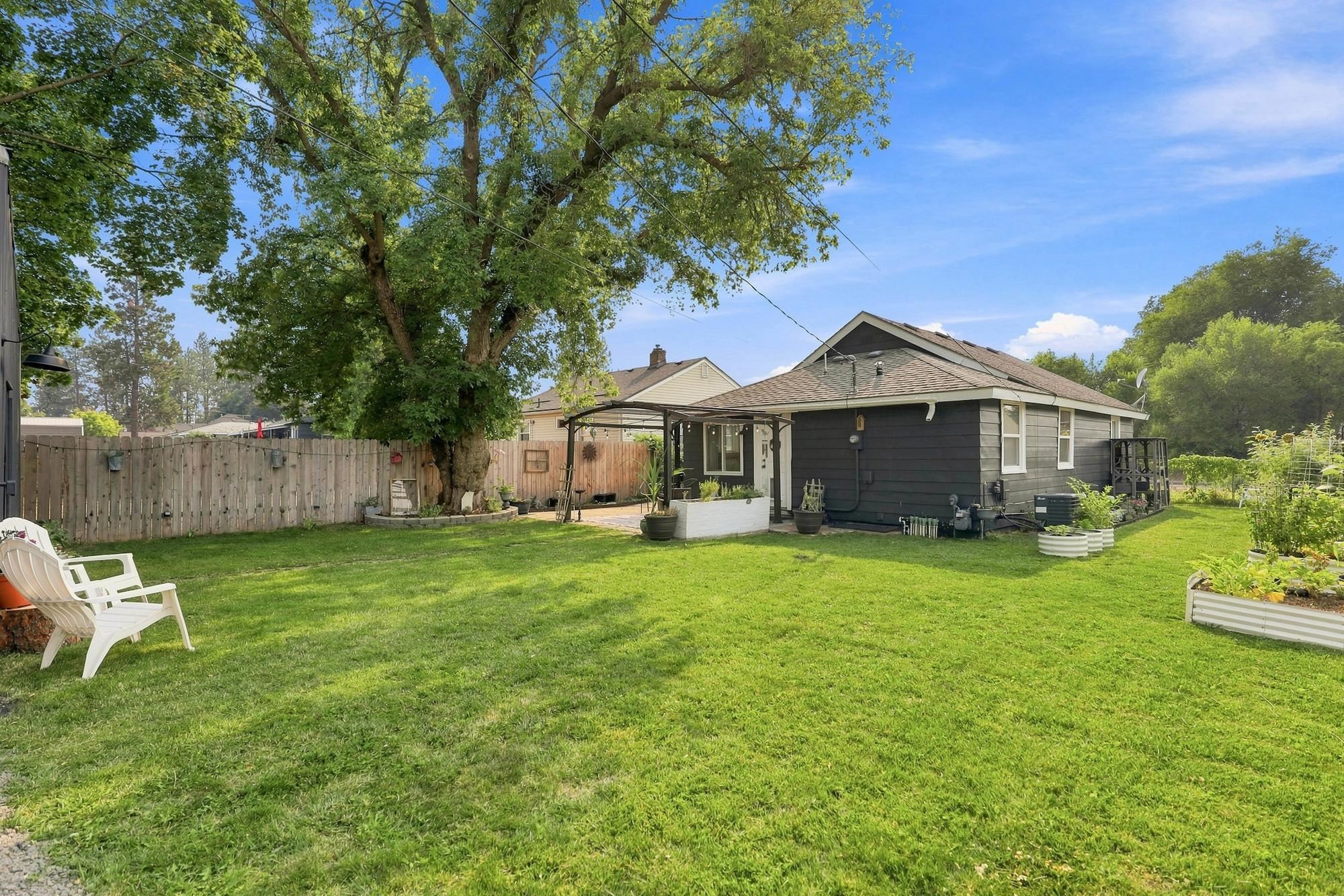 5108 N Maple St - Photo 22