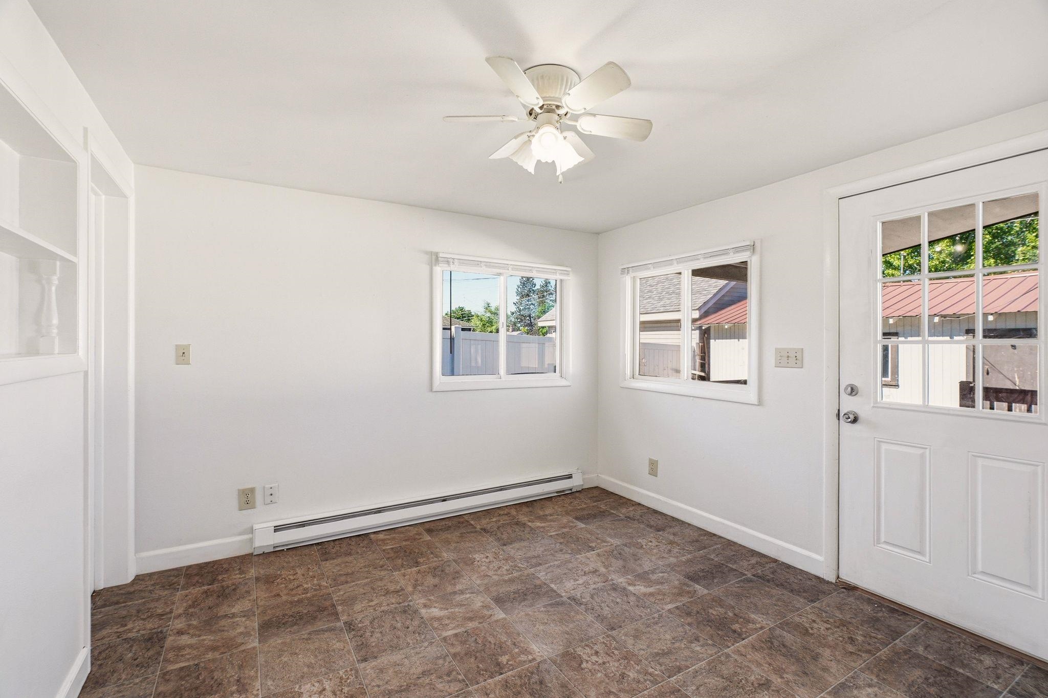 4217 N Madison St - Photo 8