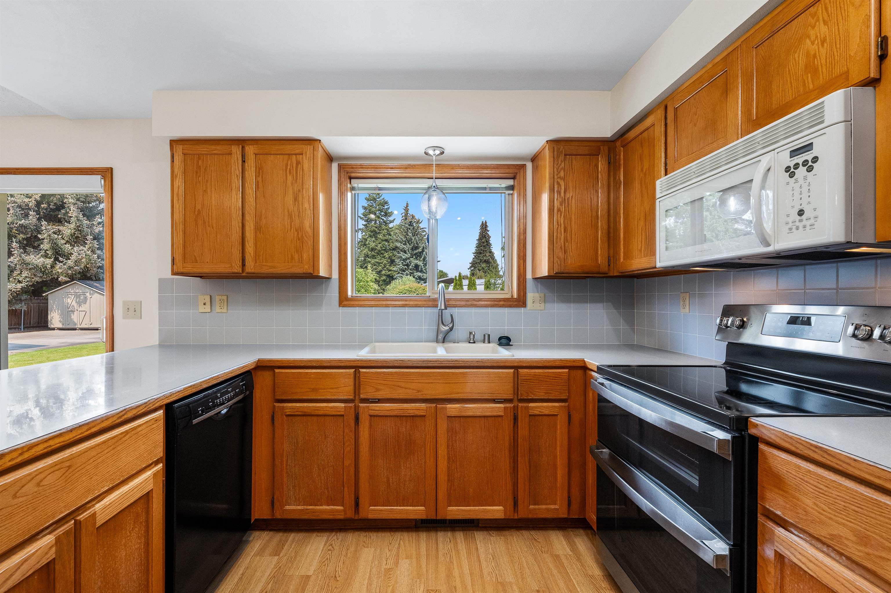 14821 E 21st Ct - Photo 8