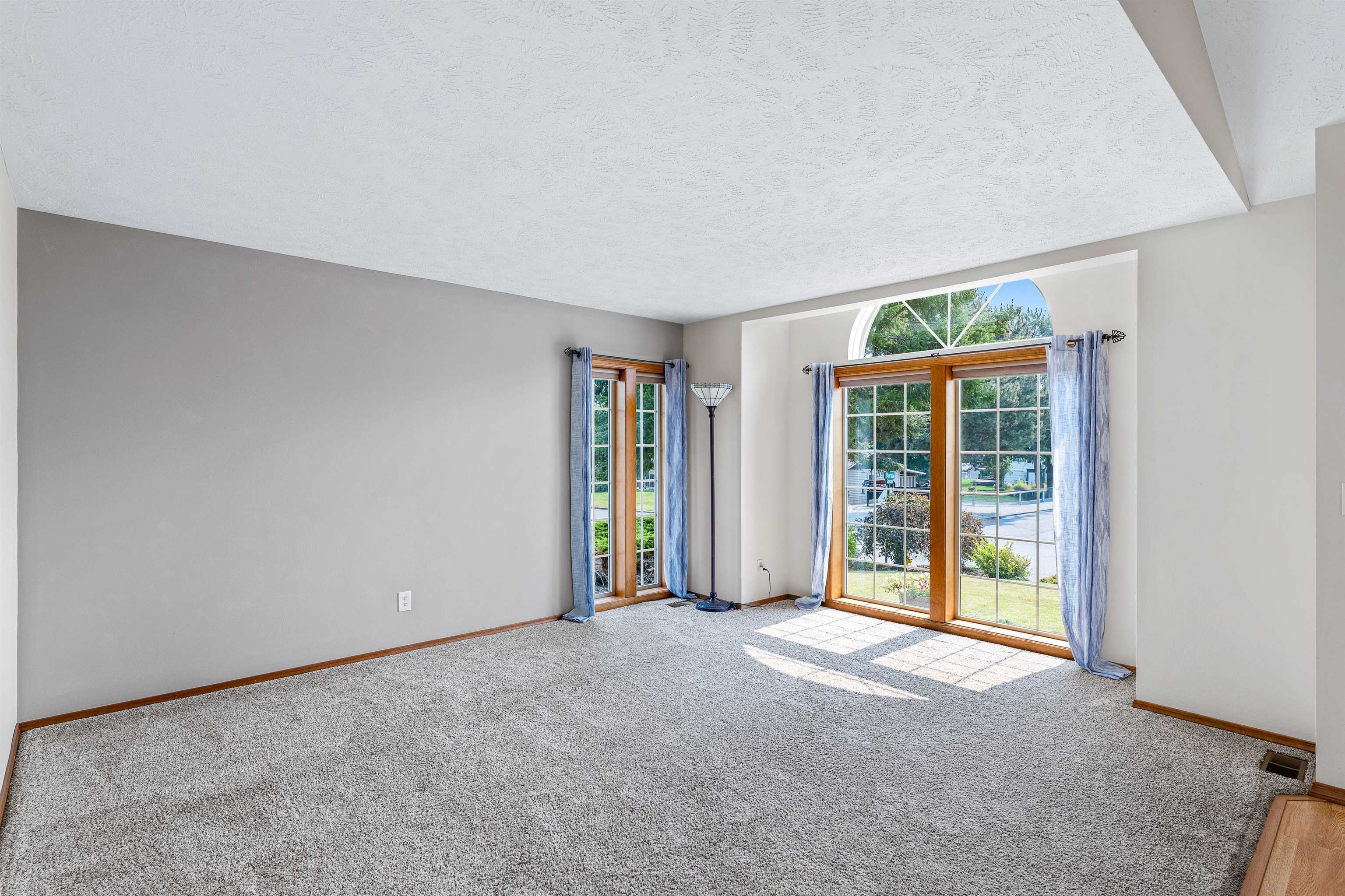 14821 E 21st Ct - Photo 4