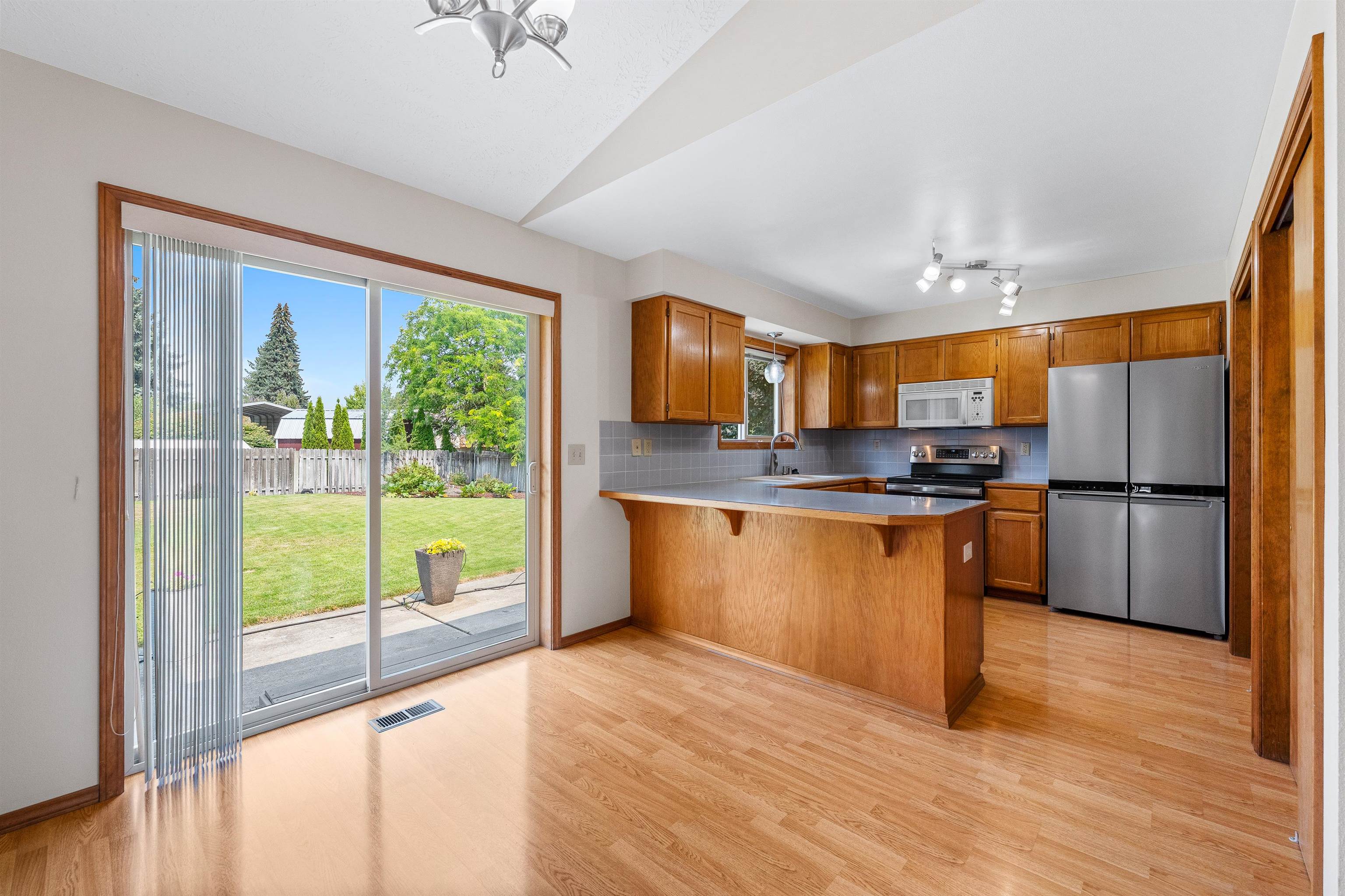 14821 E 21st Ct - Photo 6
