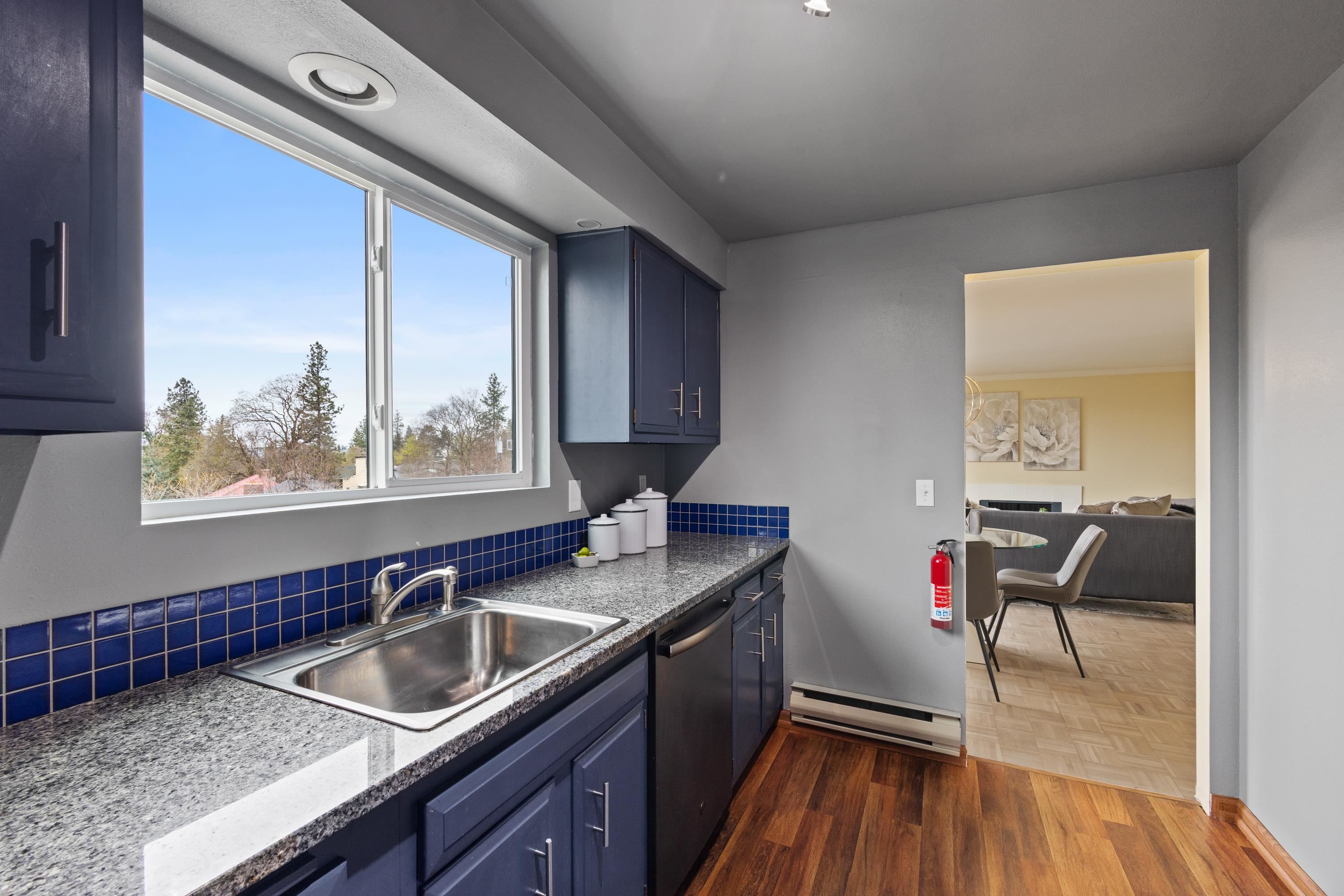 844 W Cliff Dr - Photo 9