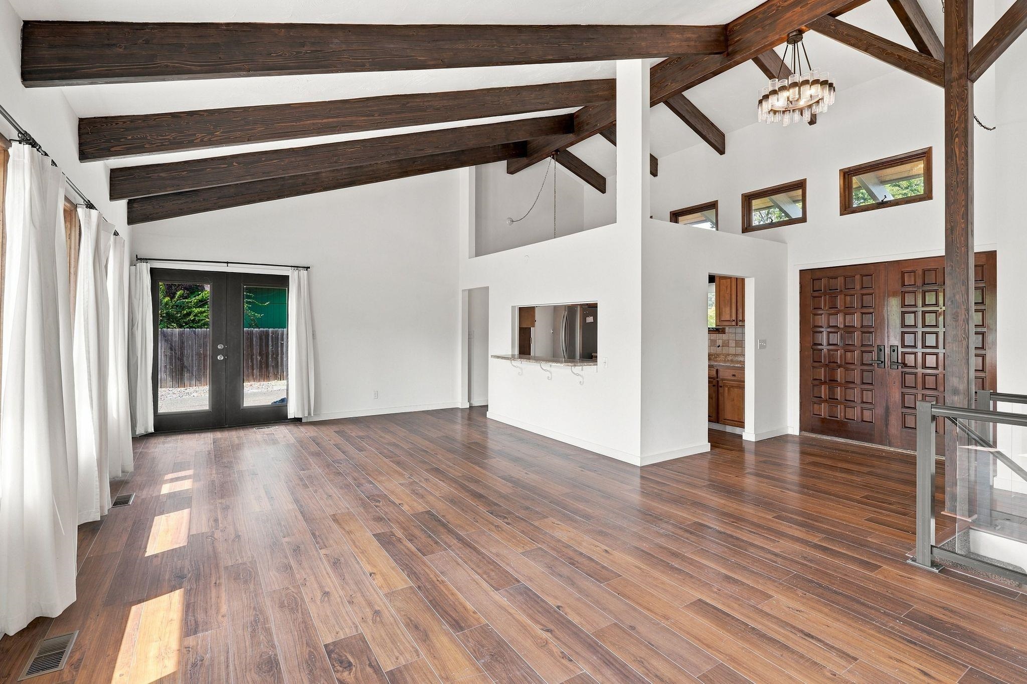 1624 E 49th Ave - Photo 6