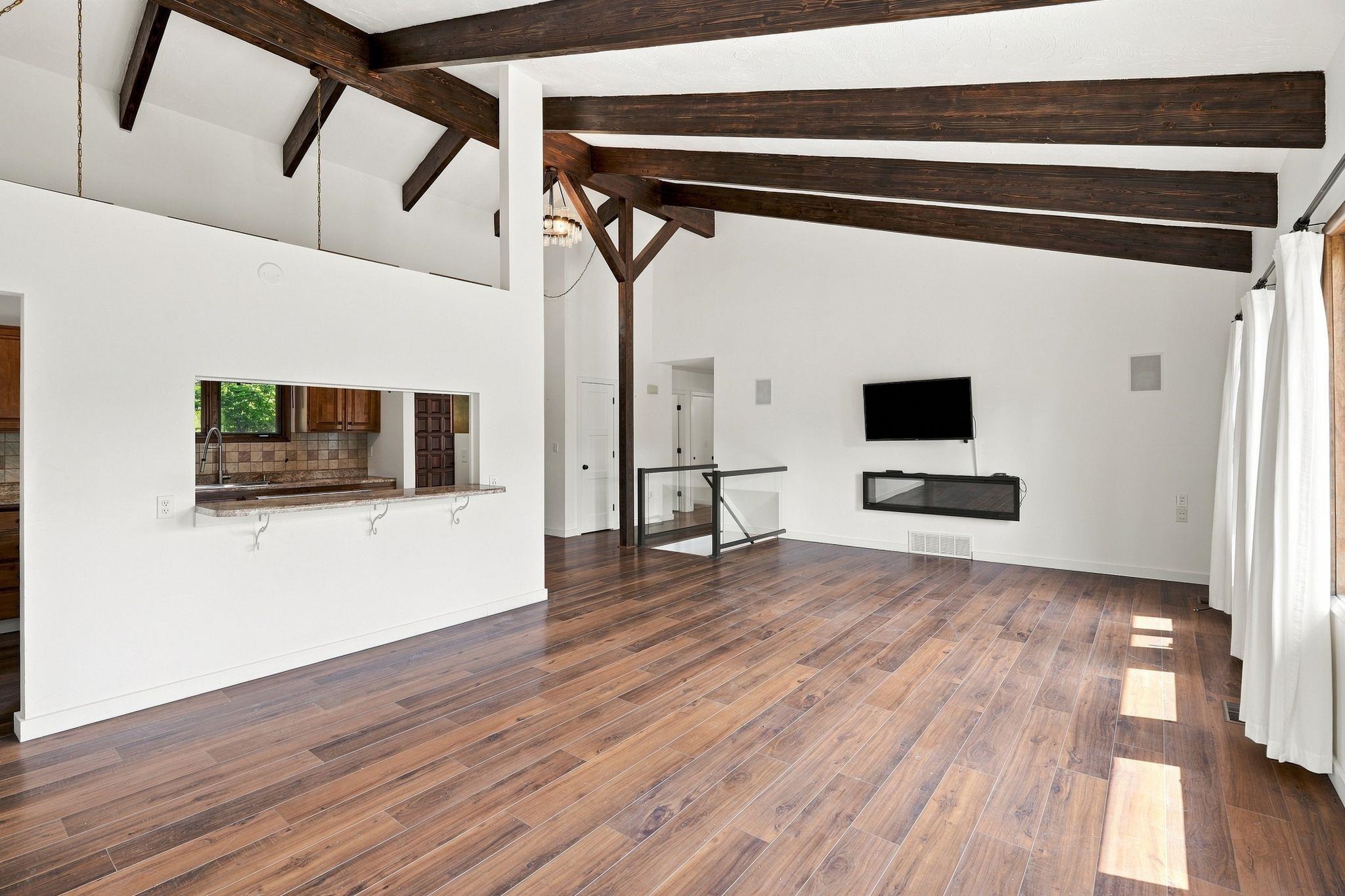 1624 E 49th Ave - Photo 9