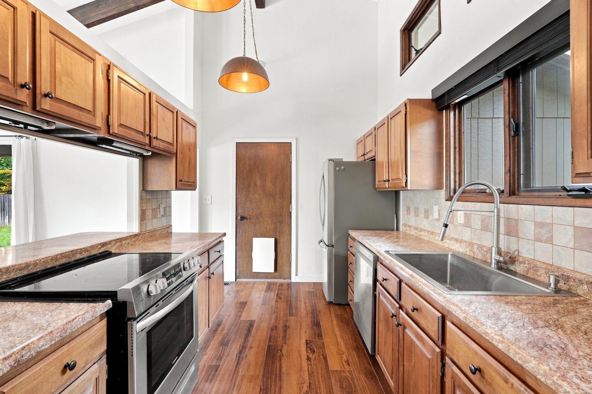 1624 E 49th Ave - Photo 10