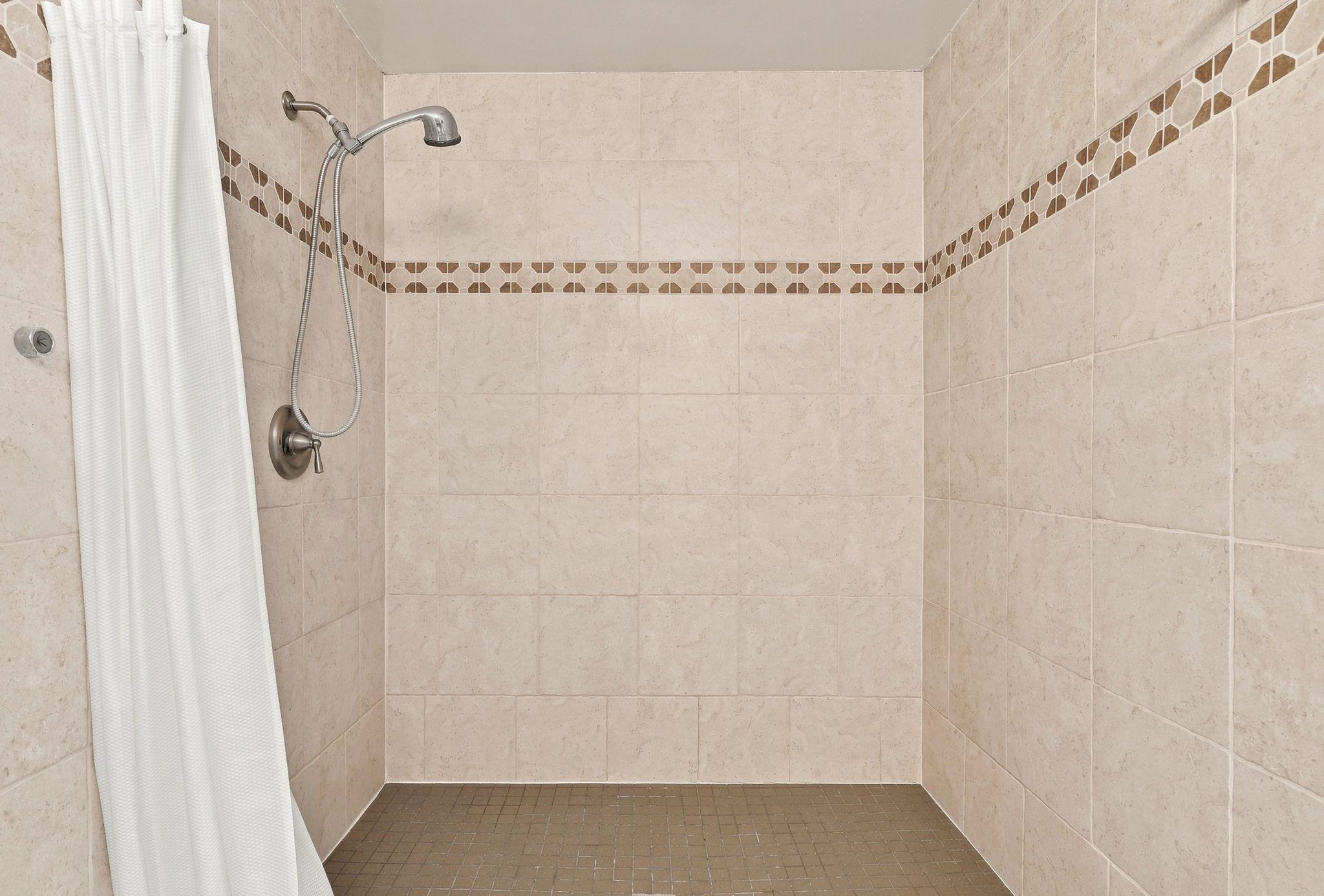 1624 E 49th Ave - Photo 19