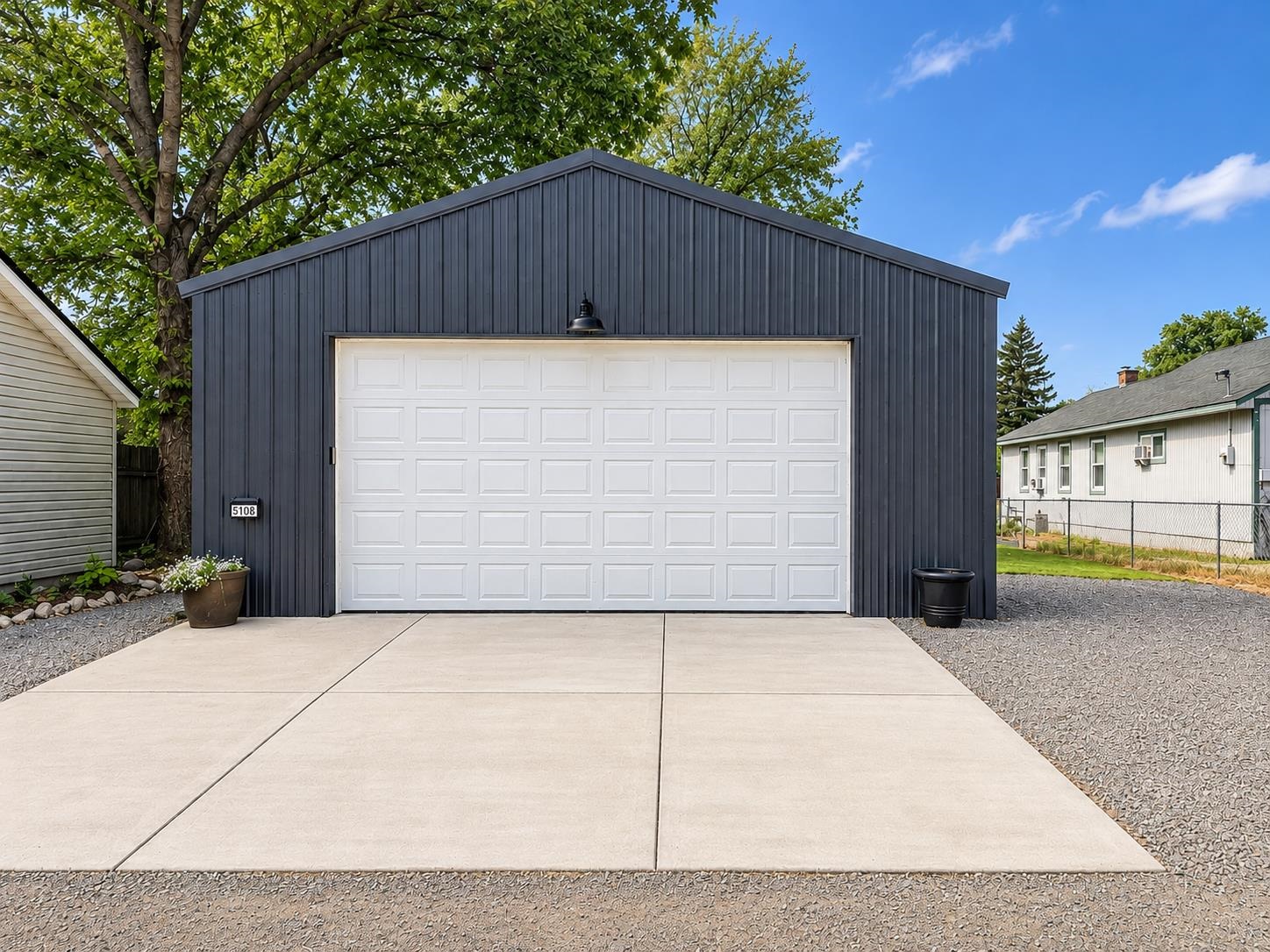 5108 N Maple St - Photo 26