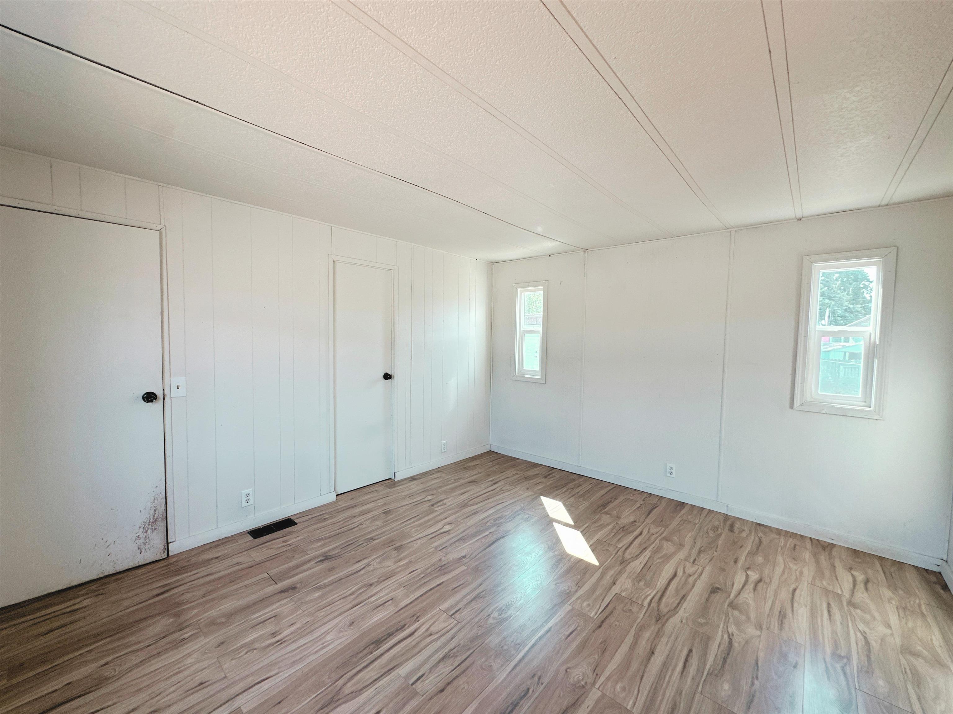 5820 E 4th Ave - Photo 16
