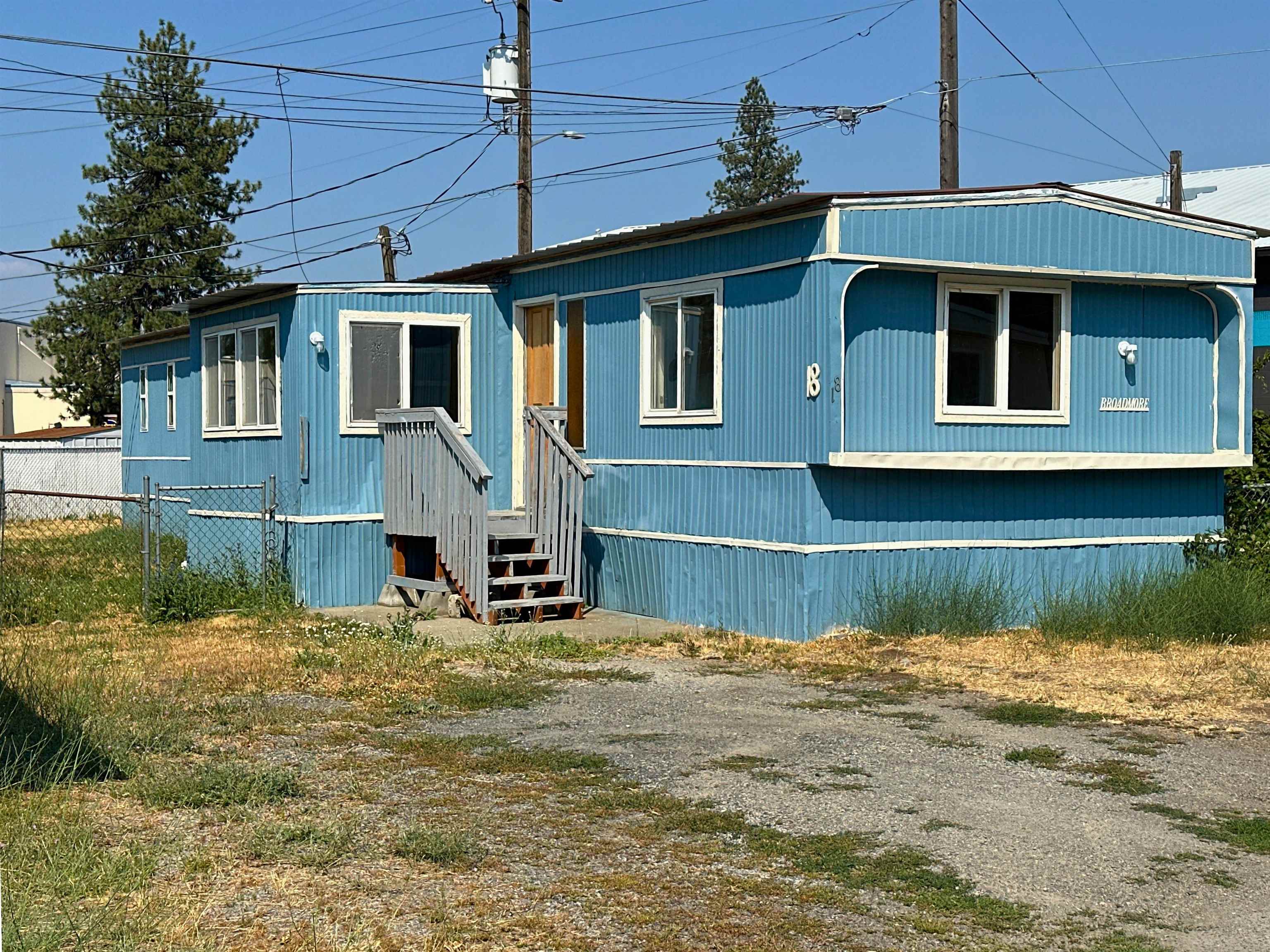 5820 E 4th Ave - Photo 1