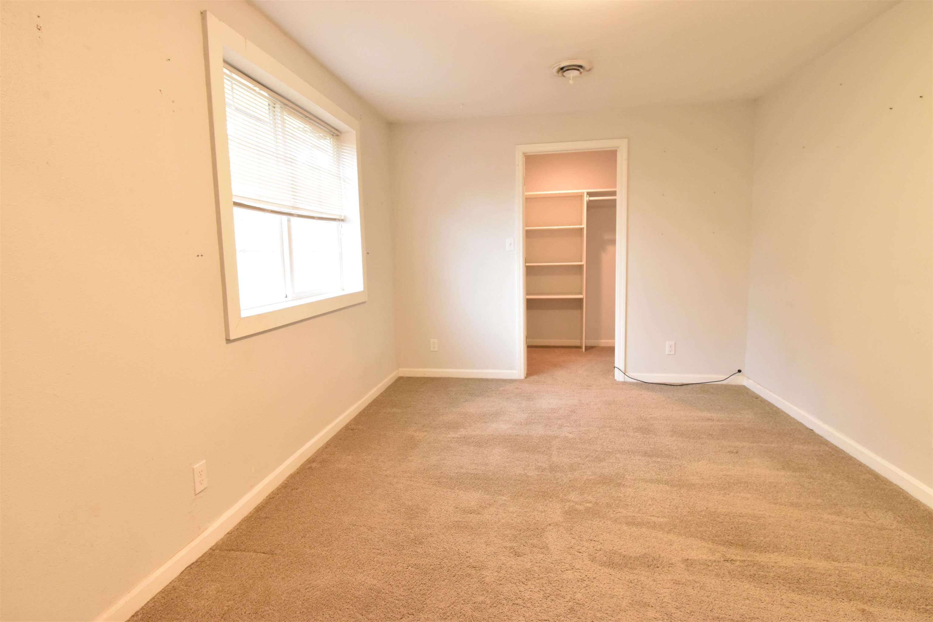 14016 E Broadway Ave - Photo 23