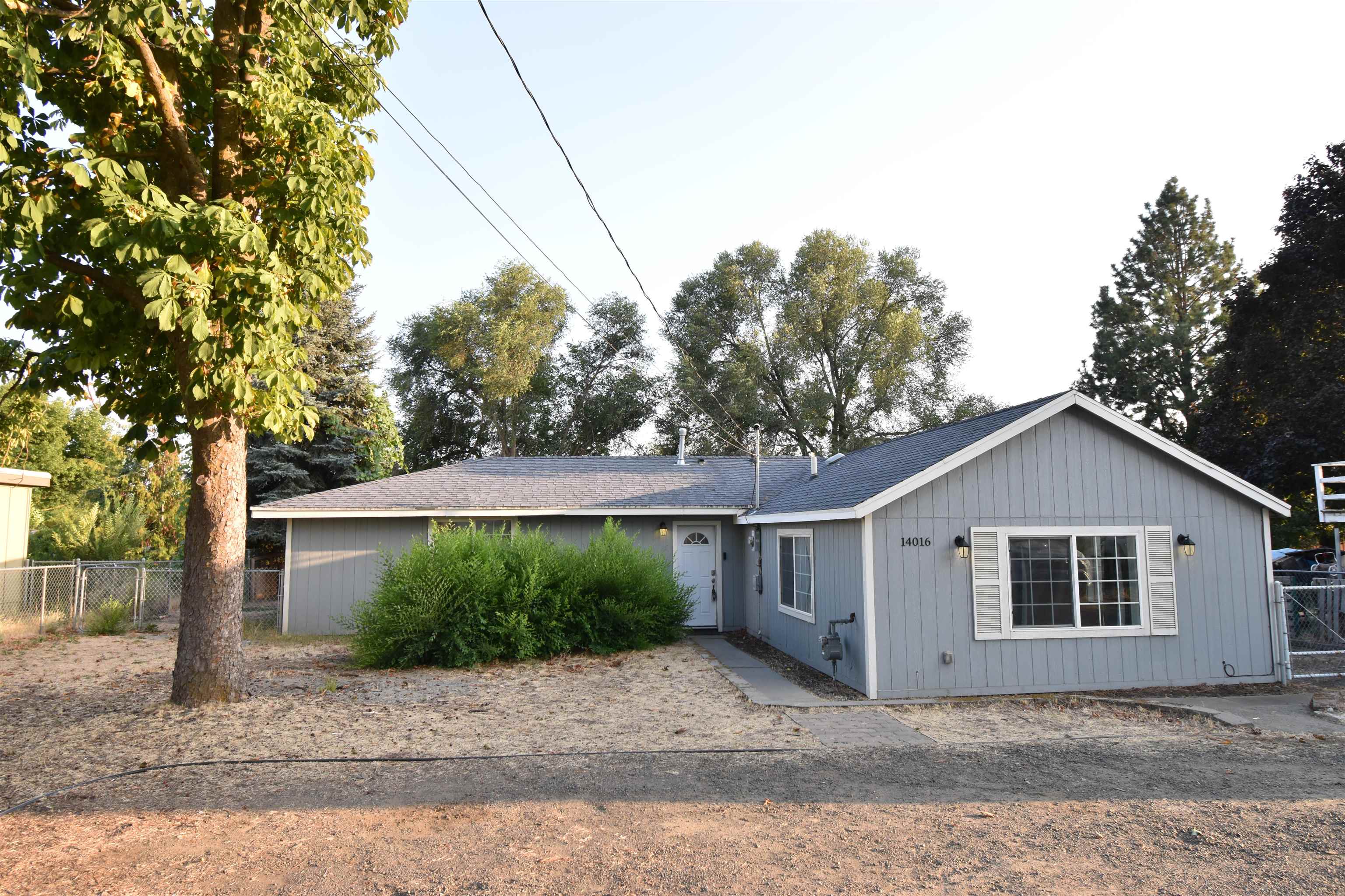 14016 E Broadway Ave - Photo 5