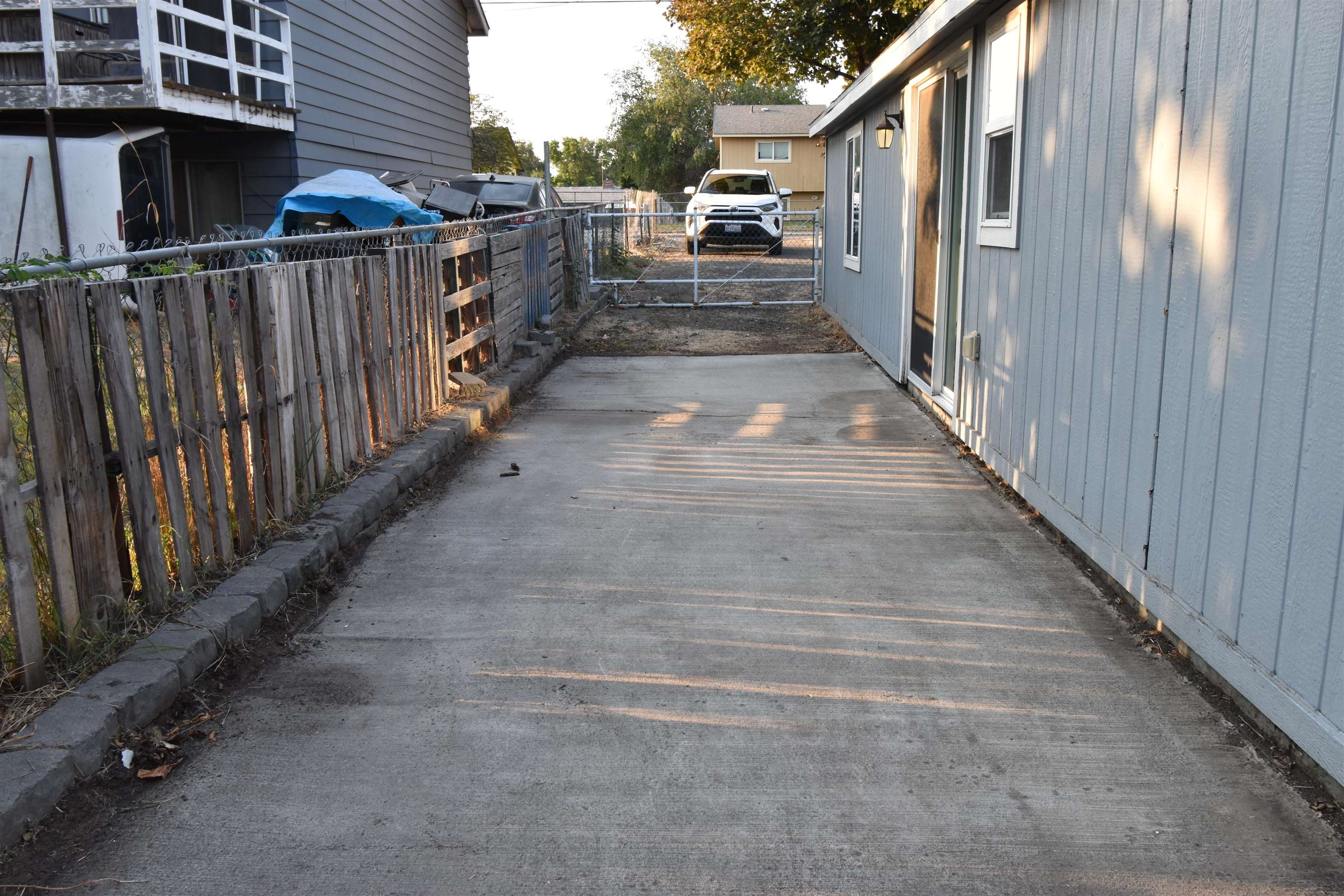 14016 E Broadway Ave - Photo 41