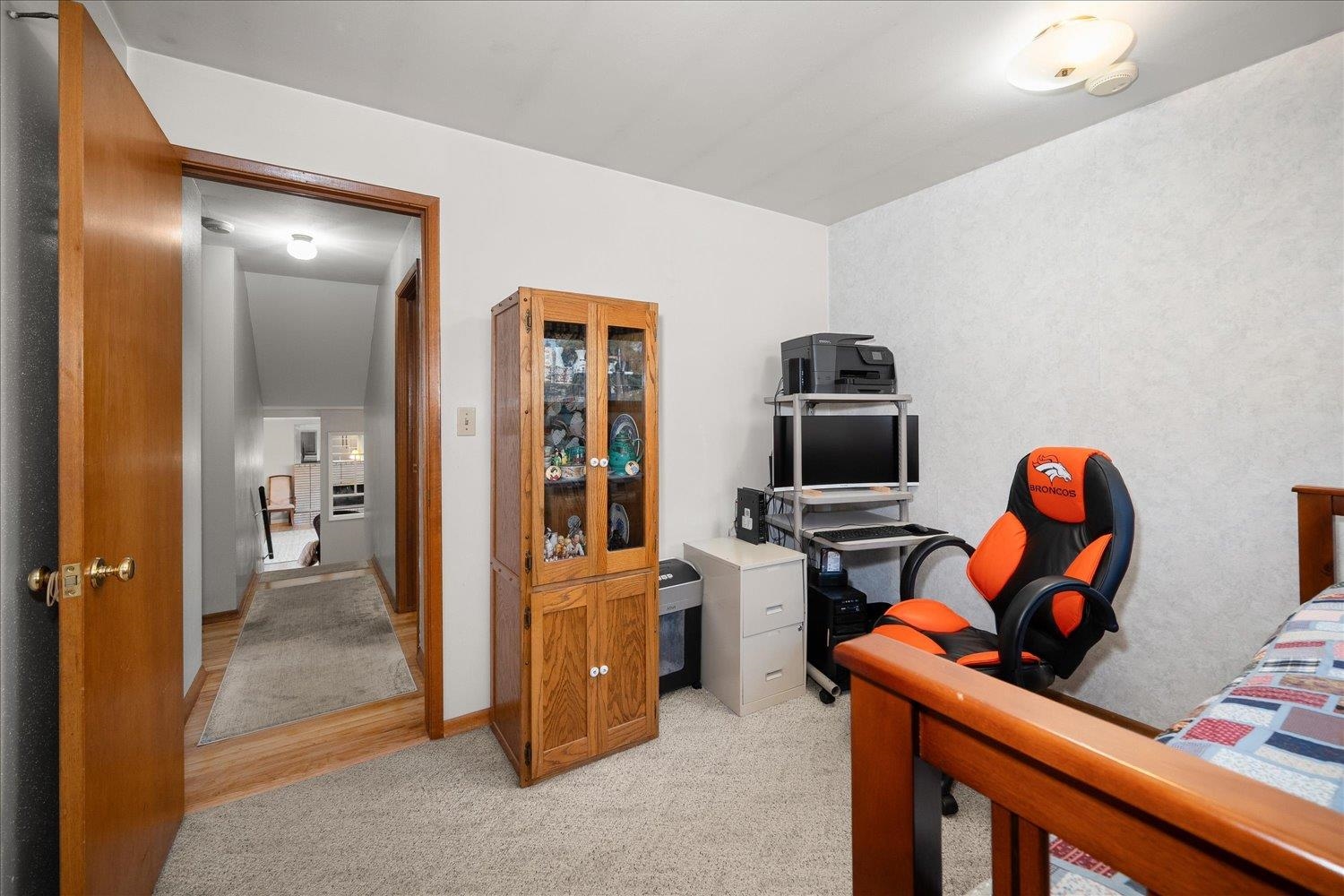 3423 W Elmhurst Ave - Photo 26