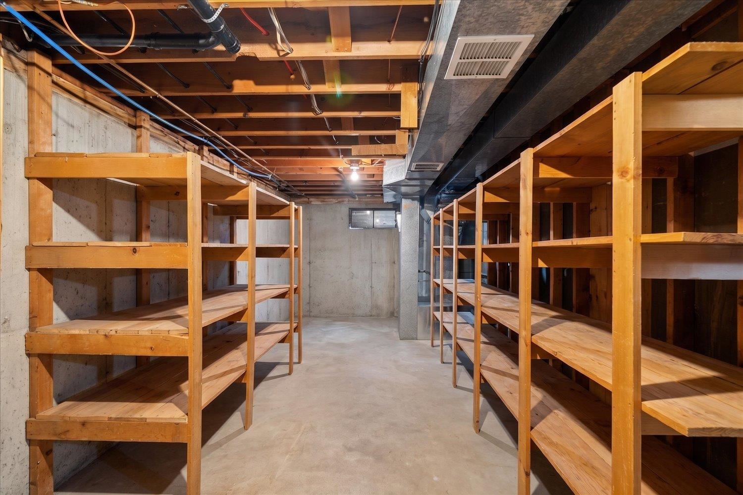 3423 W Elmhurst Ave - Photo 28