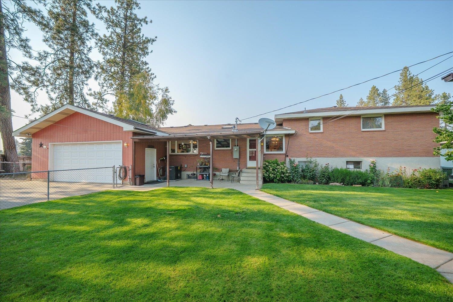 3423 W Elmhurst Ave - Photo 32