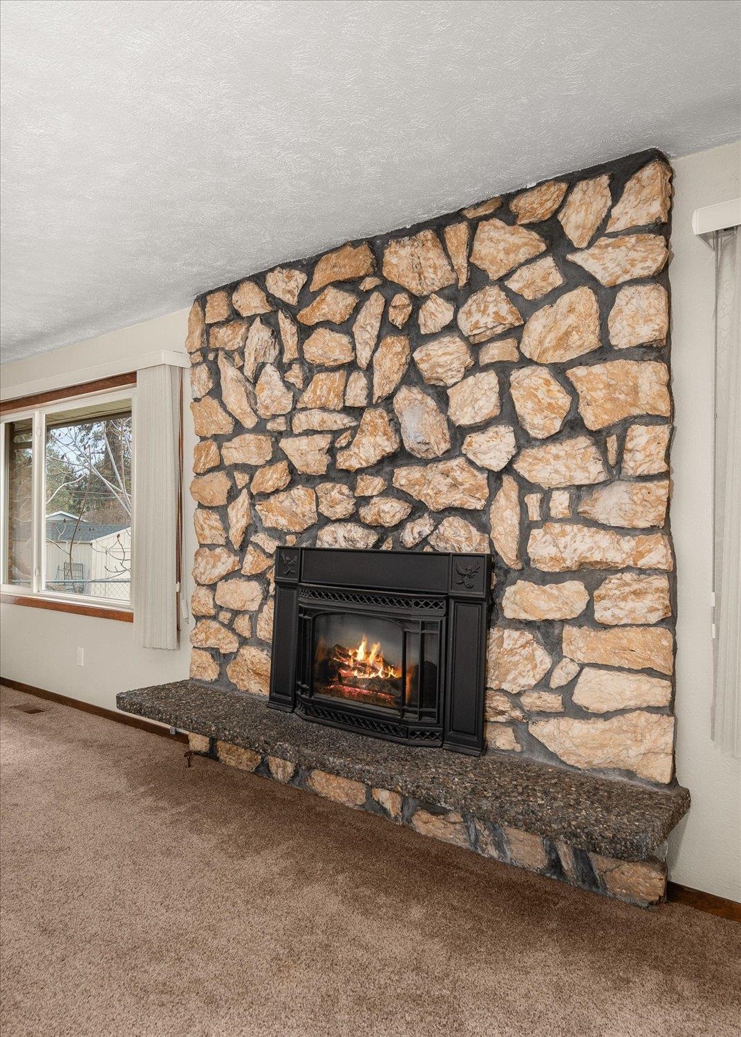 6906 E 10th Ave - Photo 8