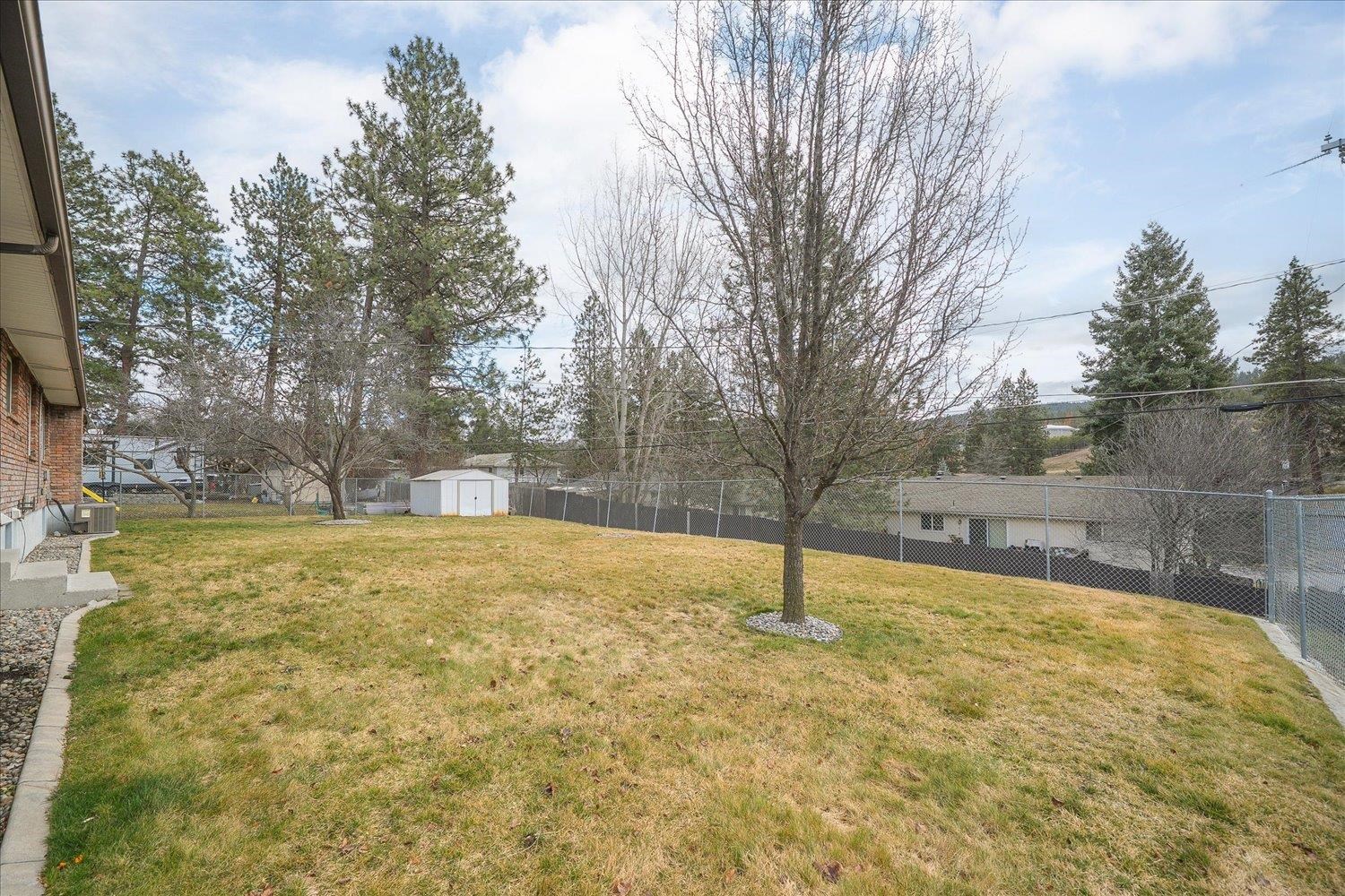6906 E 10th Ave - Photo 29