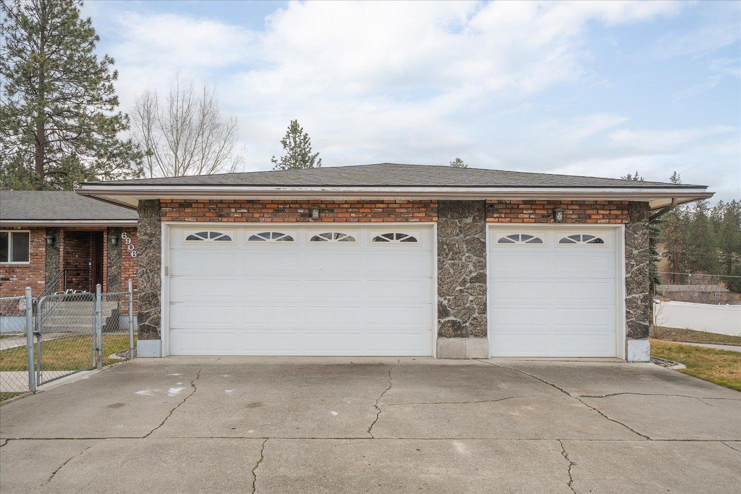 6906 E 10th Ave - Photo 34