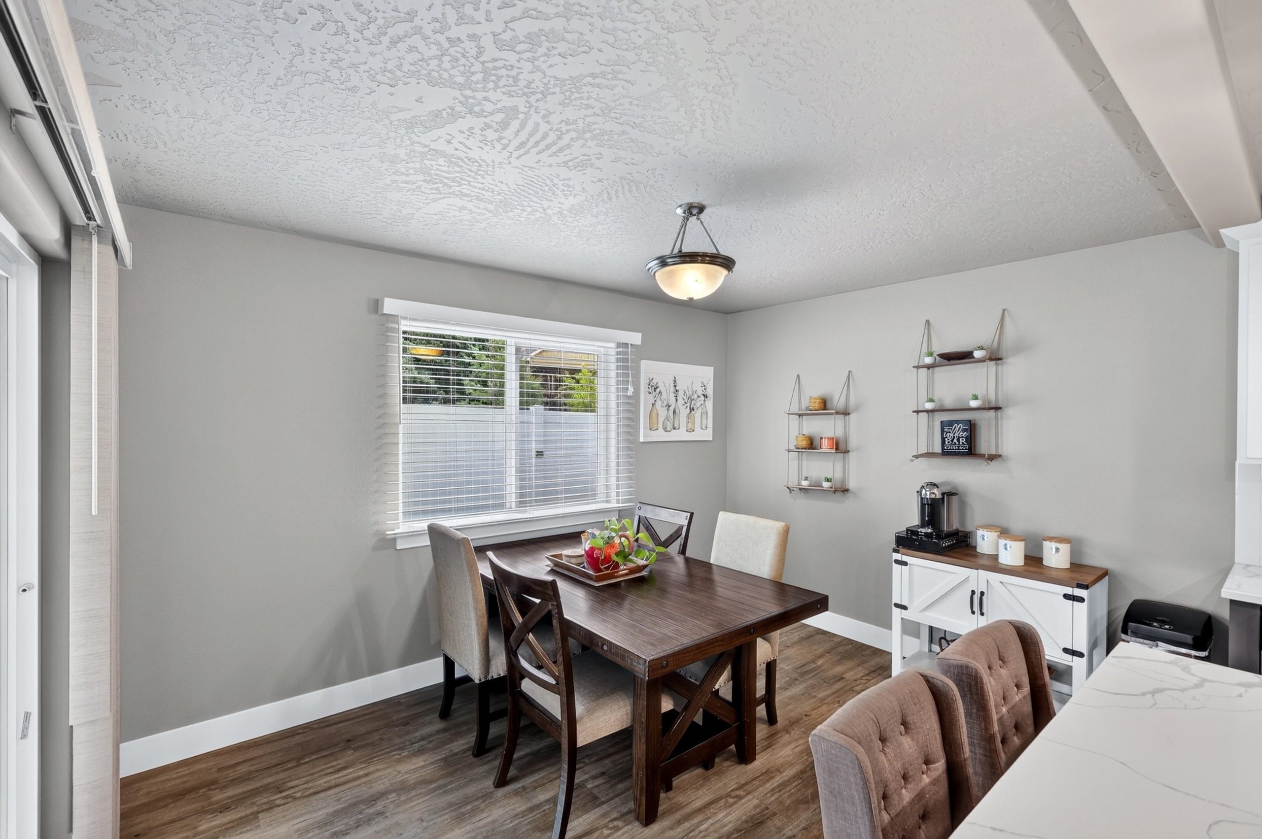 806 E Canterbury Ln - Photo 7