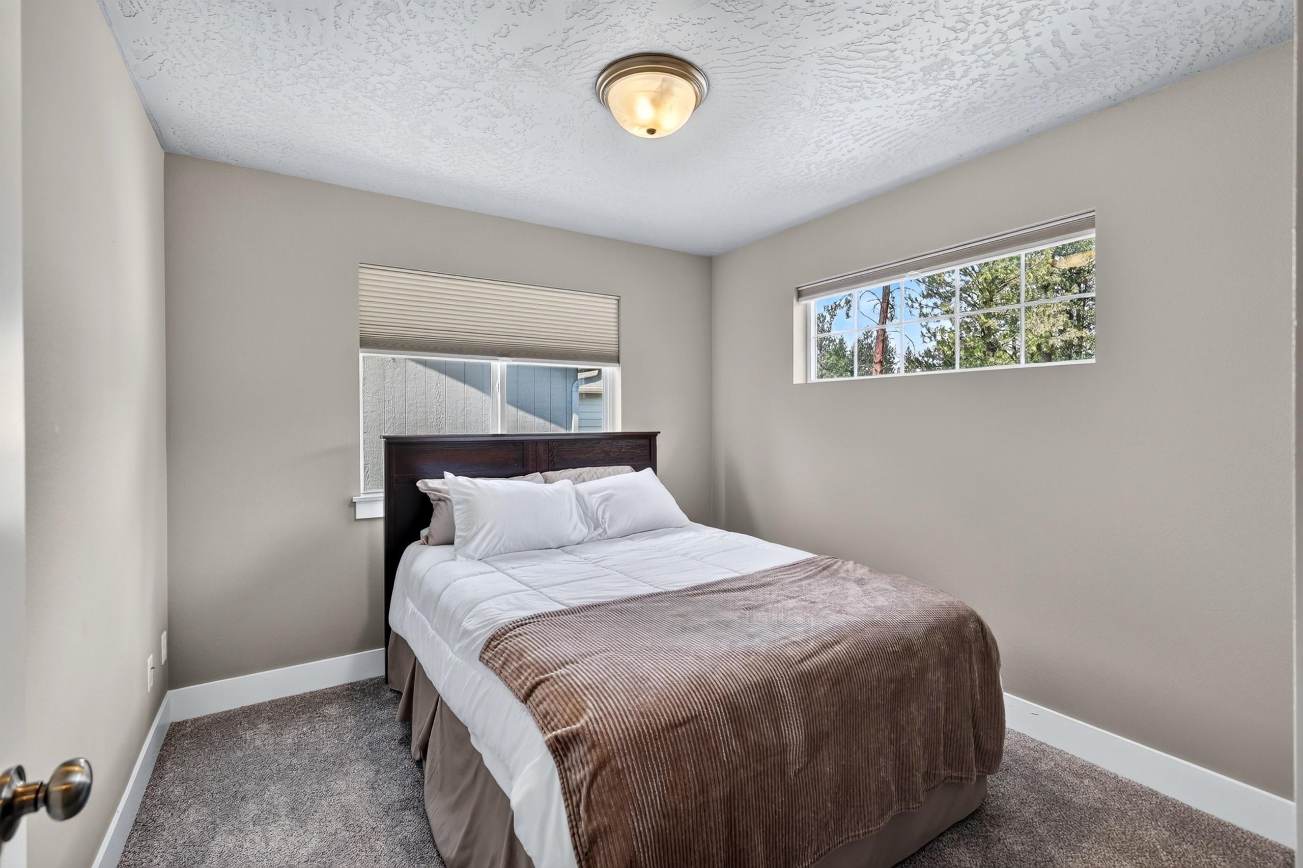 806 E Canterbury Ln - Photo 14