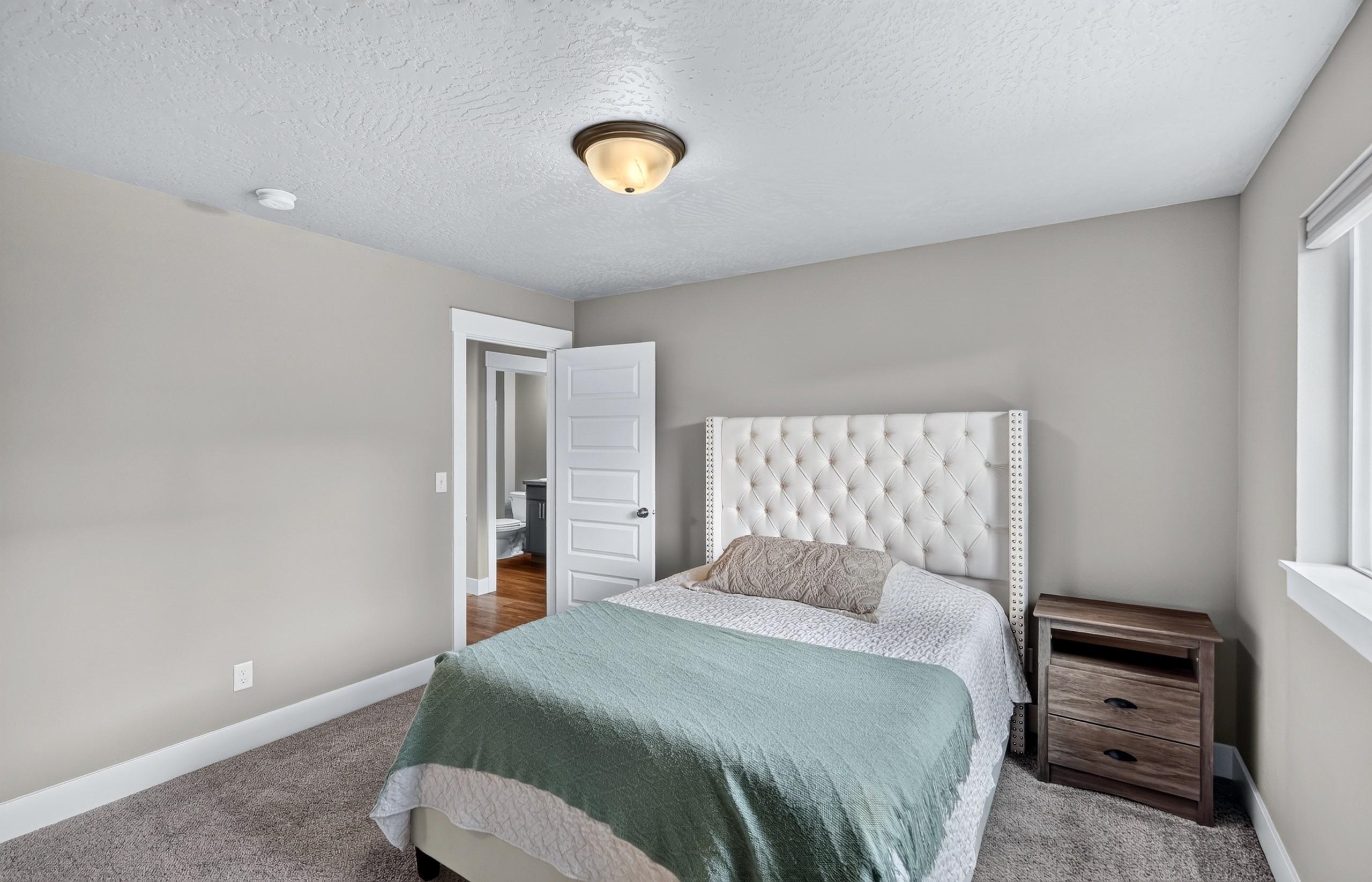 806 E Canterbury Ln - Photo 16