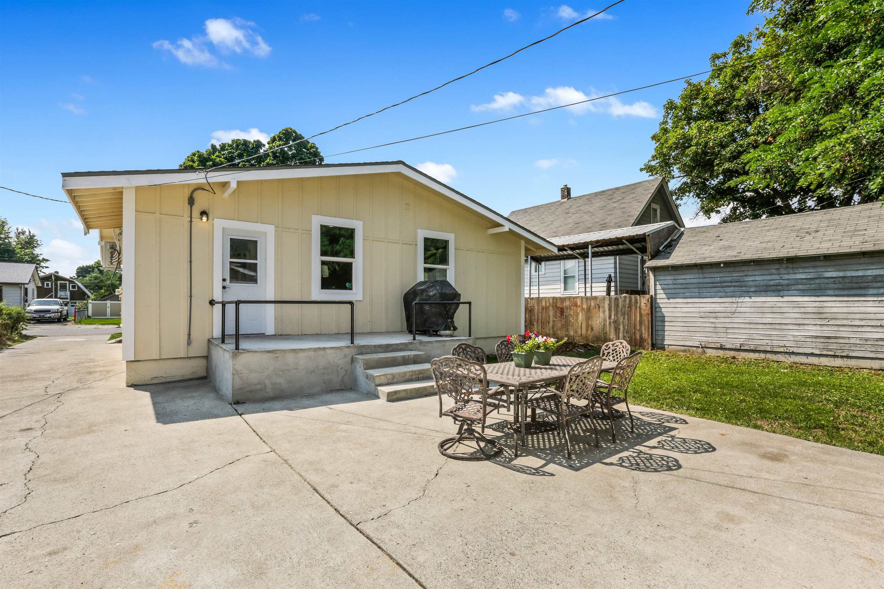 917 E Lacrosse Ave - Photo 24