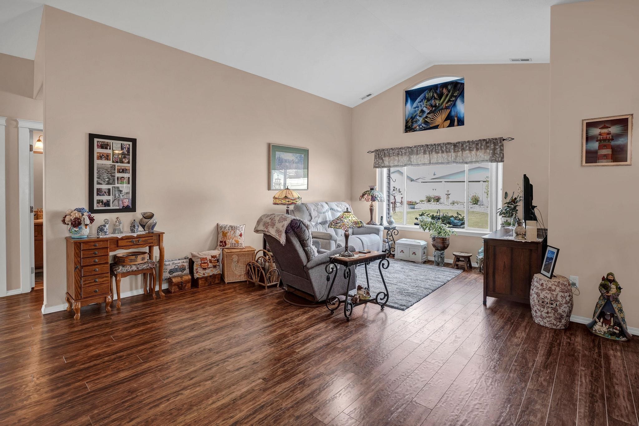 1805 N Aladdin Rd - Photo 6