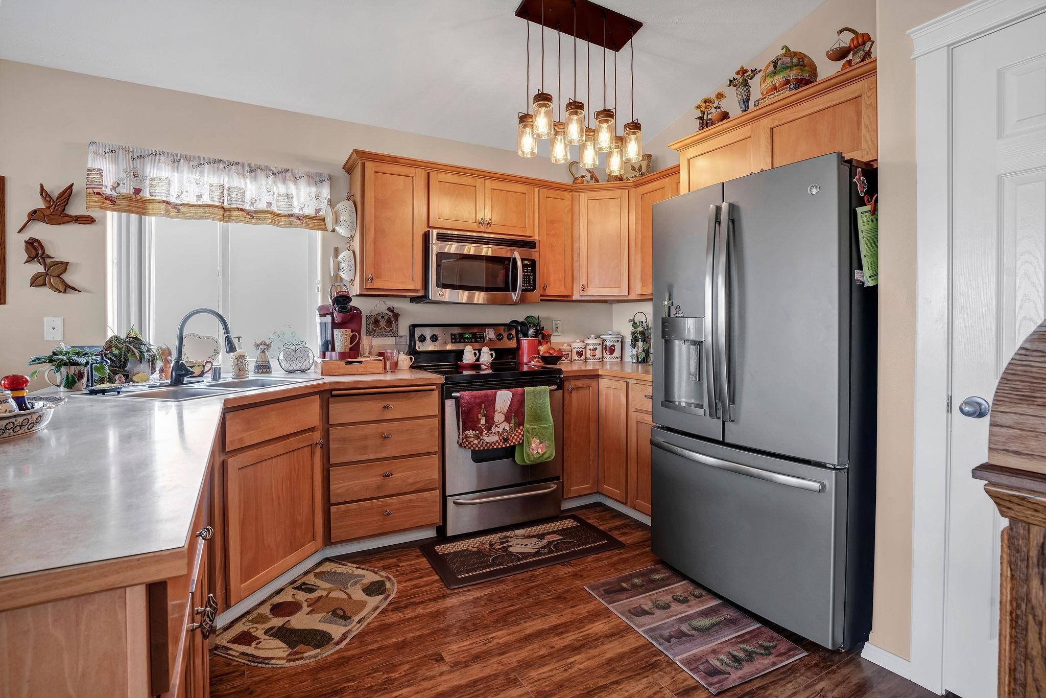 1805 N Aladdin Rd - Photo 8